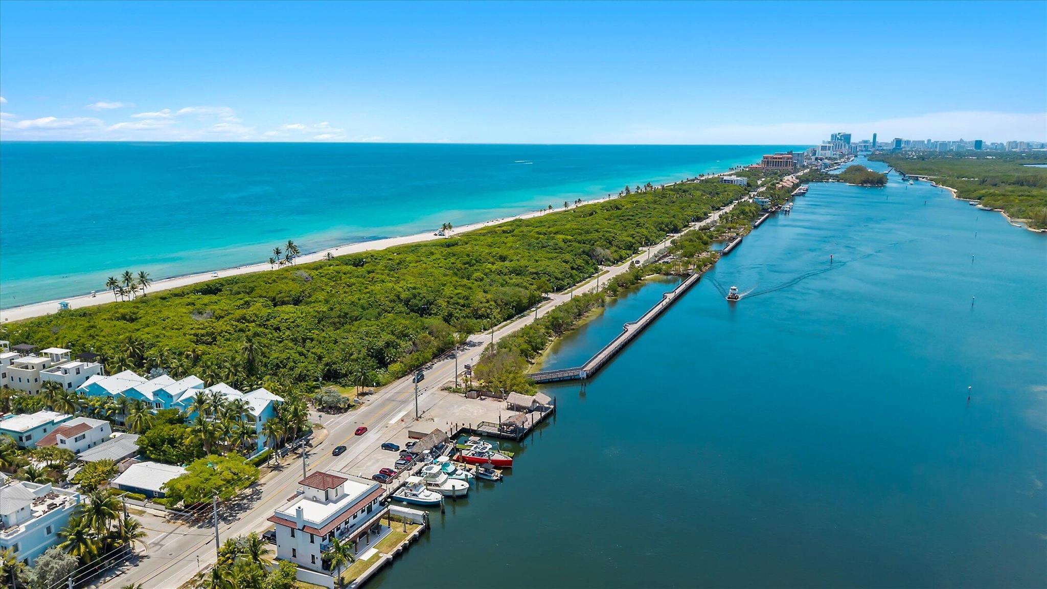 HOLLYWOOD CENTRAL BEACH - Residential Lease