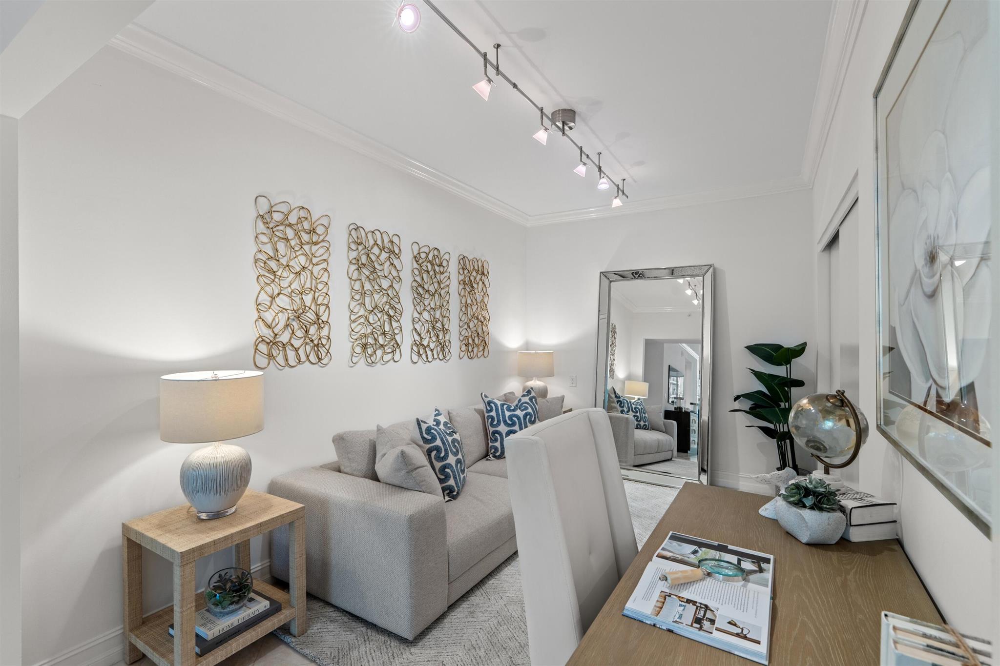 TOWNSEND PLACE CONDO - Residential