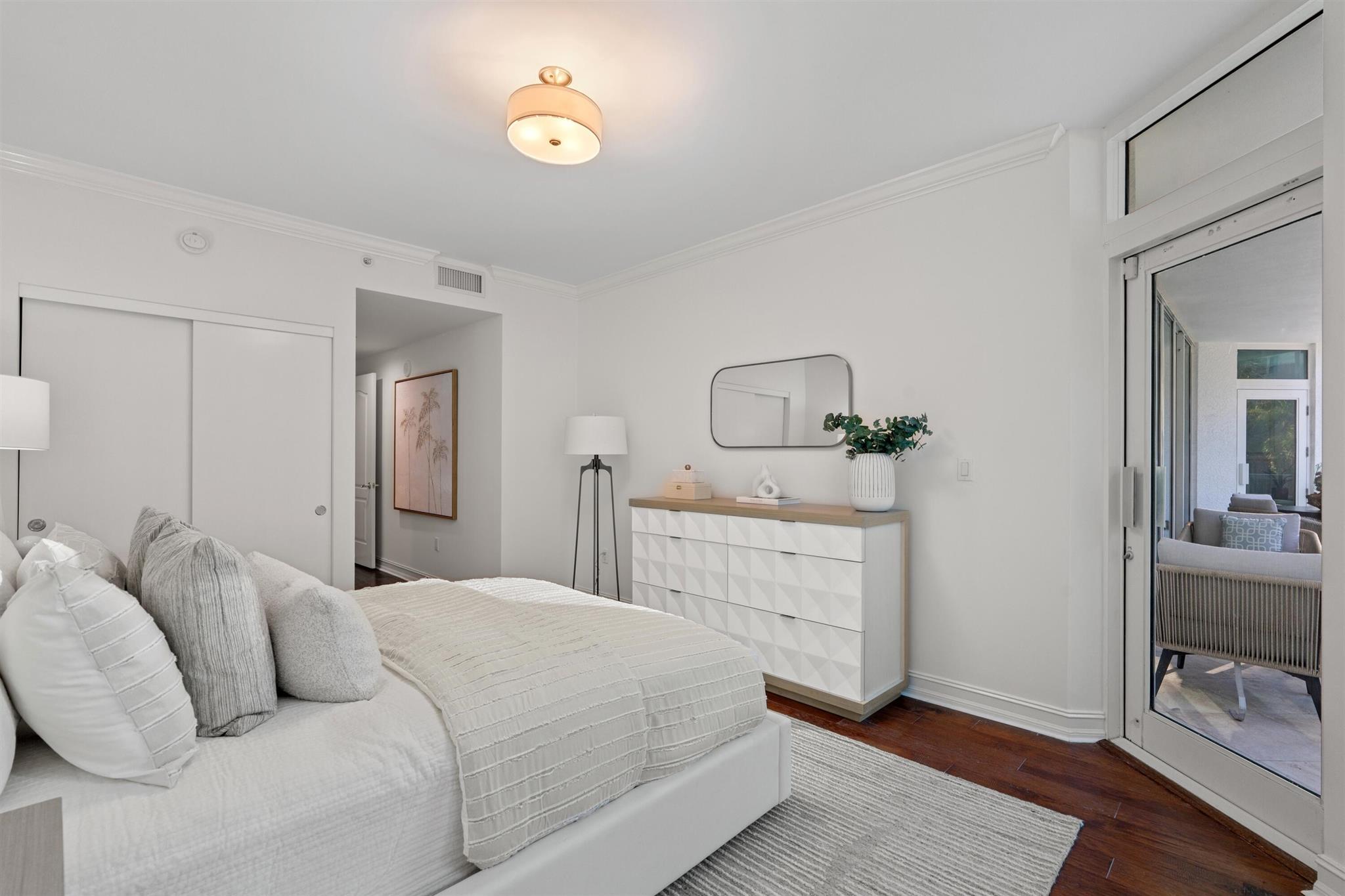 TOWNSEND PLACE CONDO - Residential