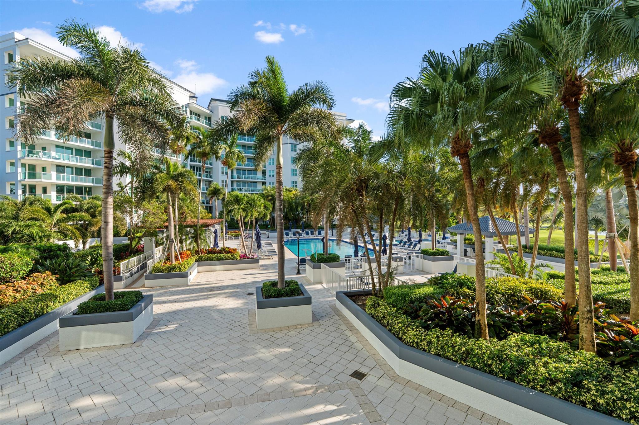 TOWNSEND PLACE CONDO - Residential