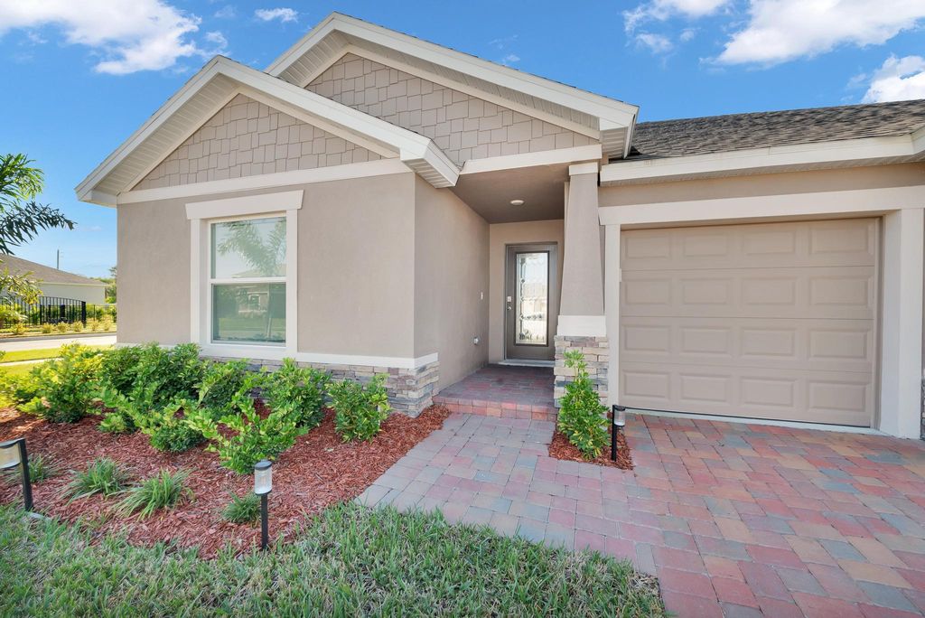 Photo of 3 52nd Square, Vero Beach, FL 32968 (MLS # R11058232)