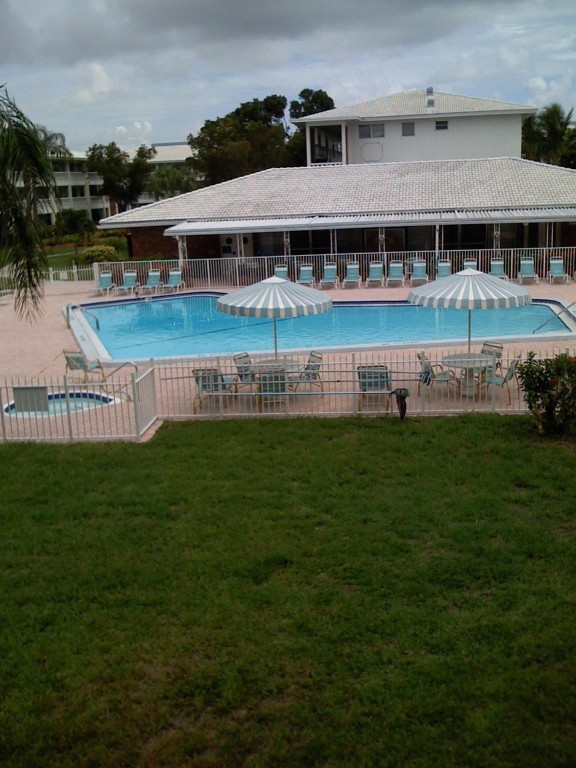 MAYBURY MANSIONS - Residential