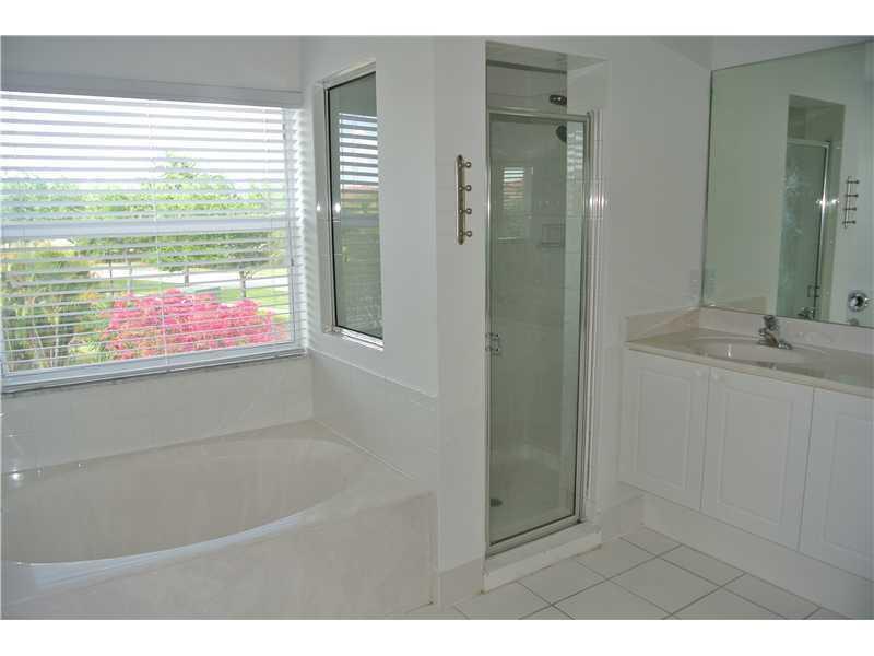 BRIGER PARS G, H AND J - Residential Lease