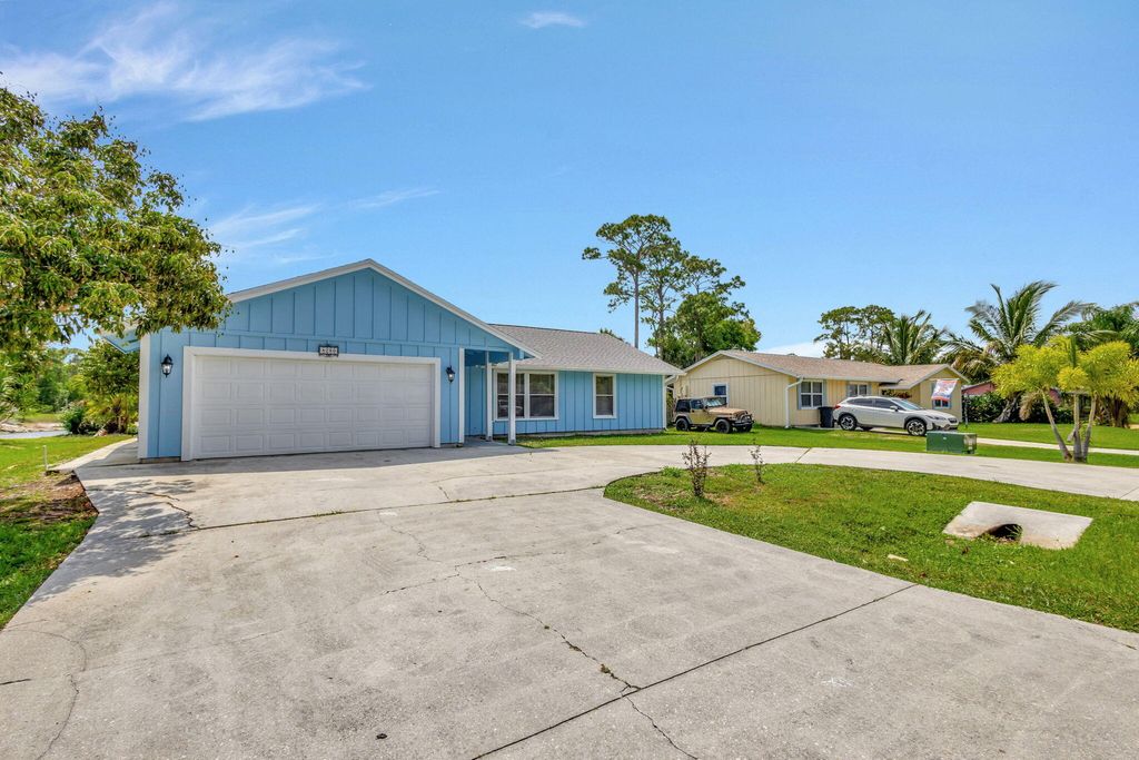 Photo of 8280 SE Sweetbay Avenue, Hobe Sound, FL 33455 (MLS # R10988257)
