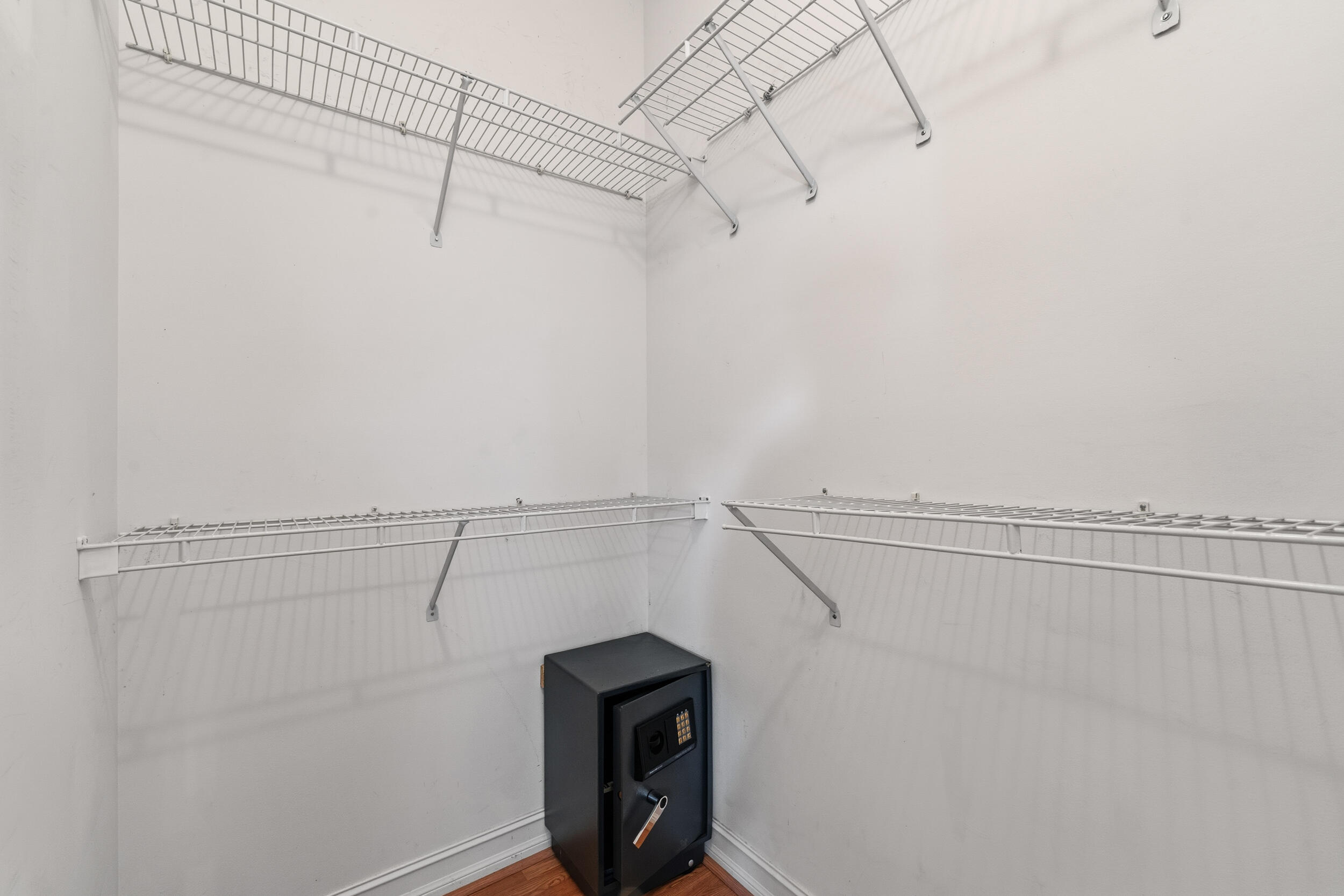 RIVER VISTA SUBDIVISION REPLAT - Residential