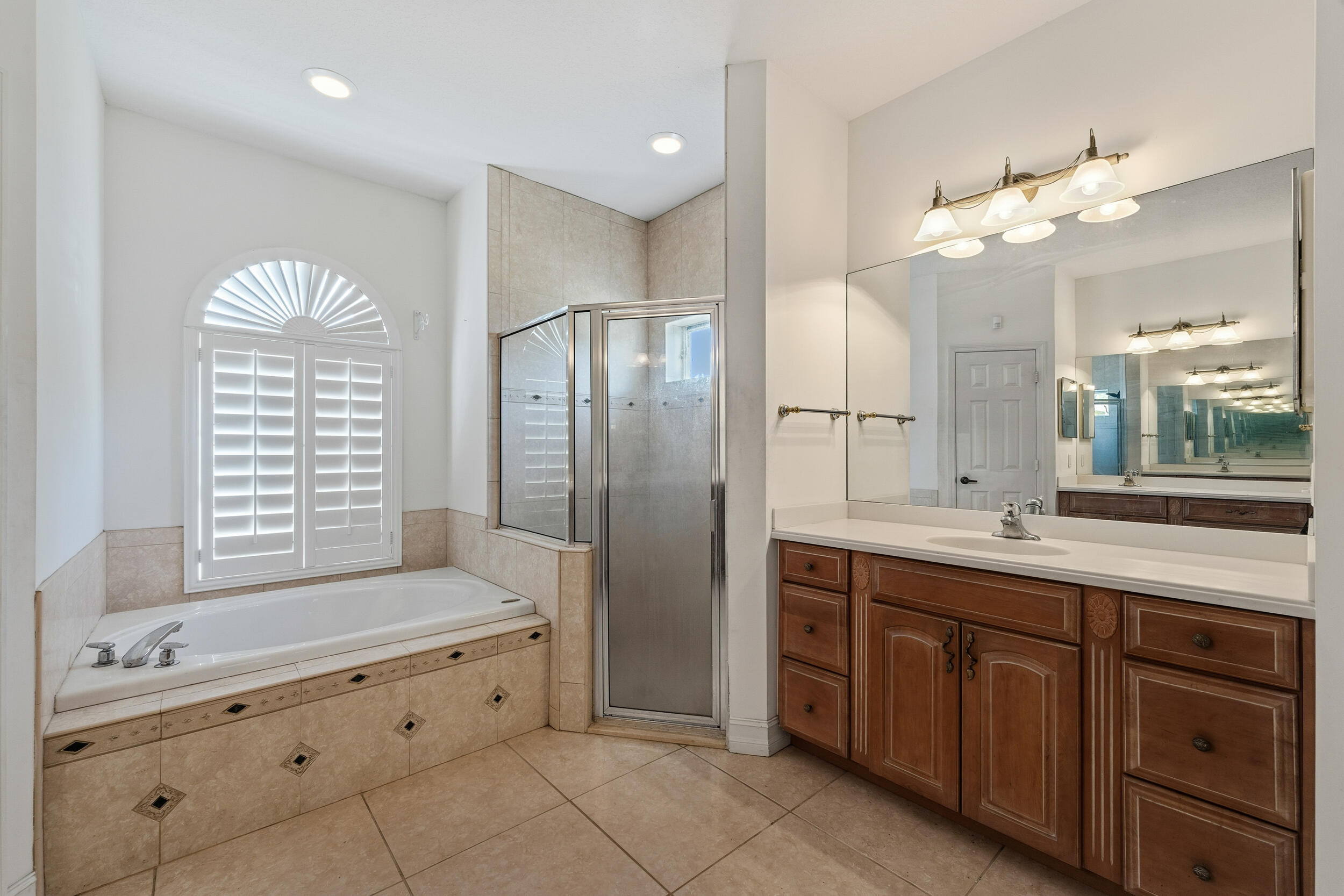 RIVER VISTA SUBDIVISION REPLAT - Residential