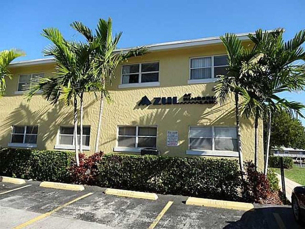 Photo of 4050 NE 12 Terrace #23, Oakland Park, FL 33334 (MLS # F10483817)