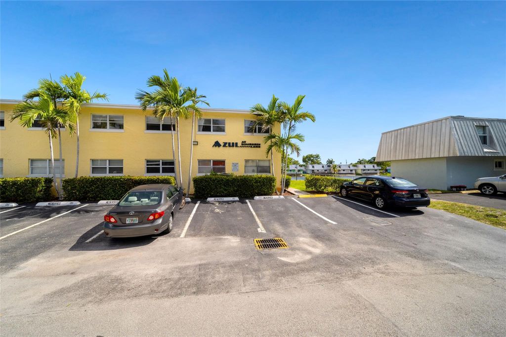 Photo of 4050 NE 12 Terrace #23, Oakland Park, FL 33334 (MLS # F10483817)