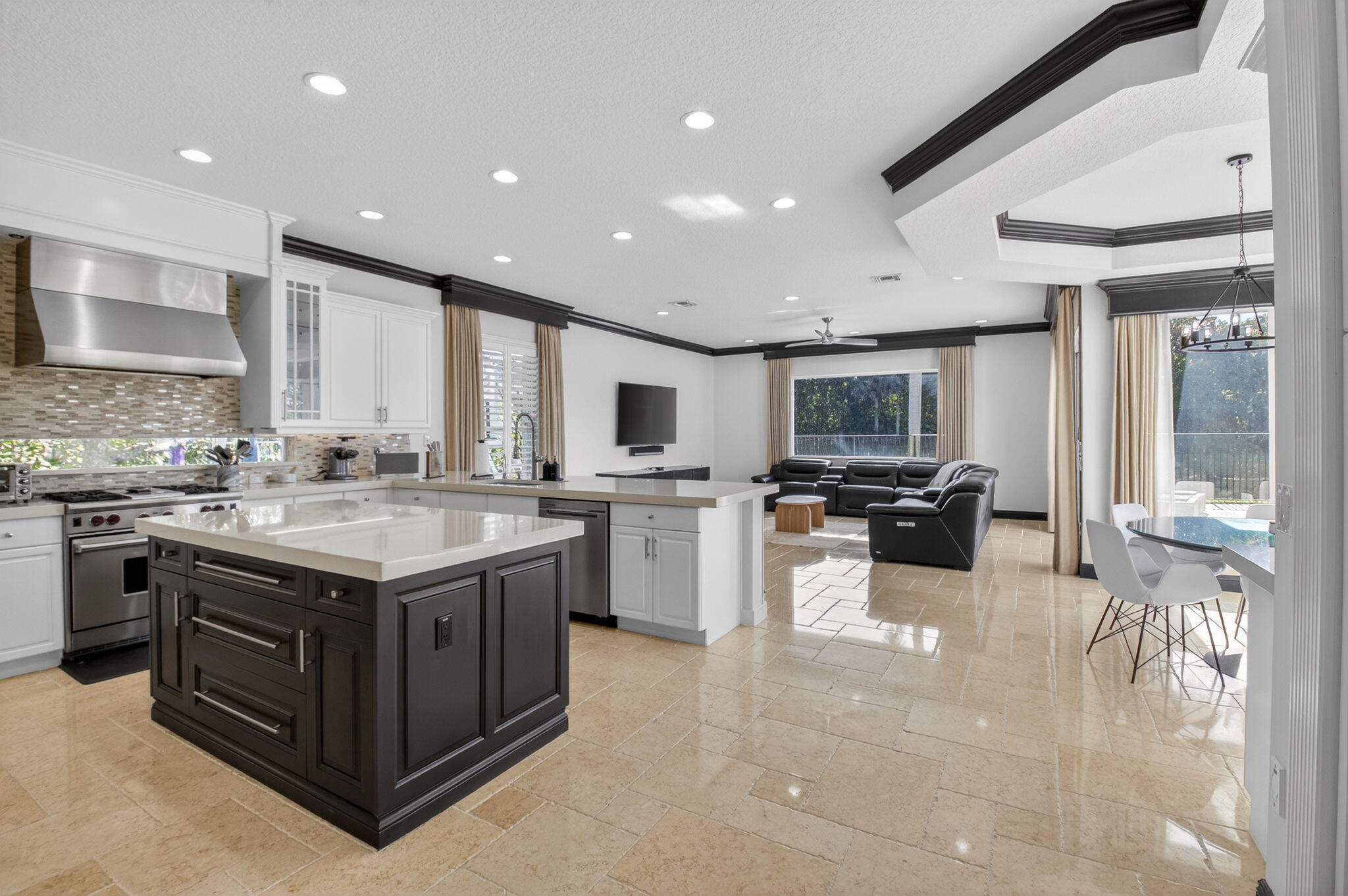 9509 New Waterford Cove