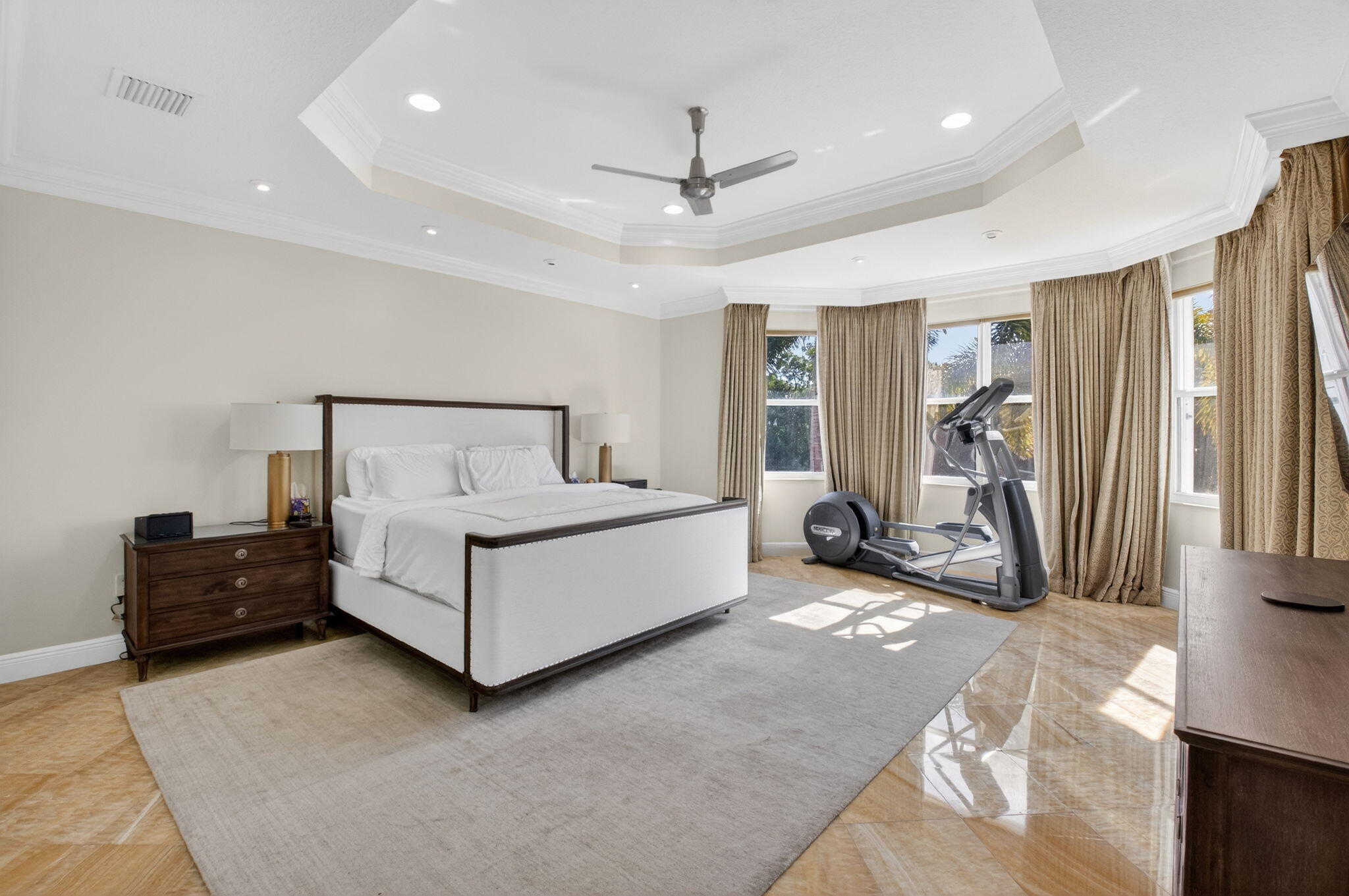 Saturnia isles - Residential