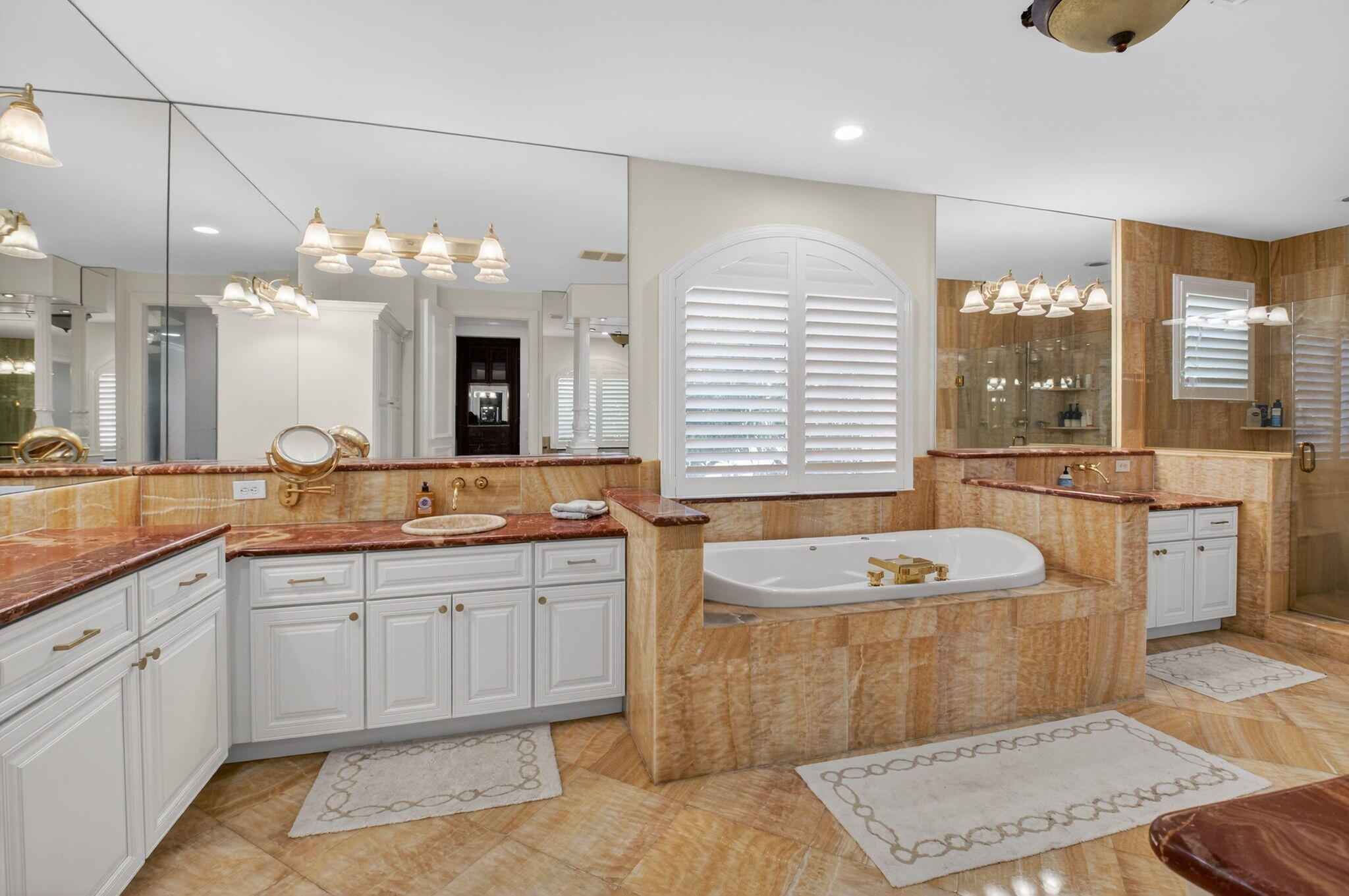 Saturnia isles - Residential