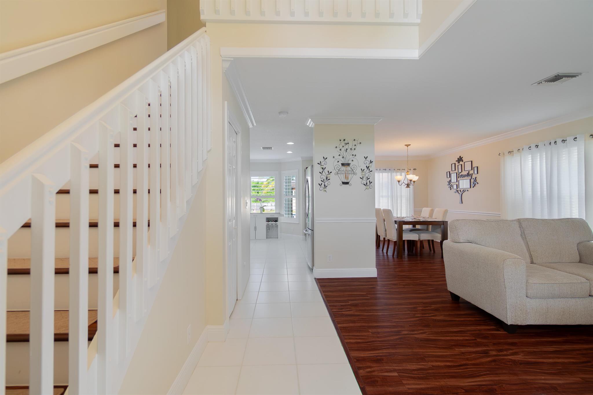 1641 S Club Drive