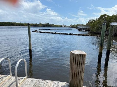 689 NE 6th Court 404 Boynton Beach FL 33435