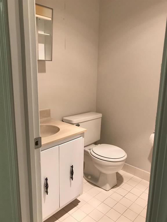 LIMETREE CONDO - Residential