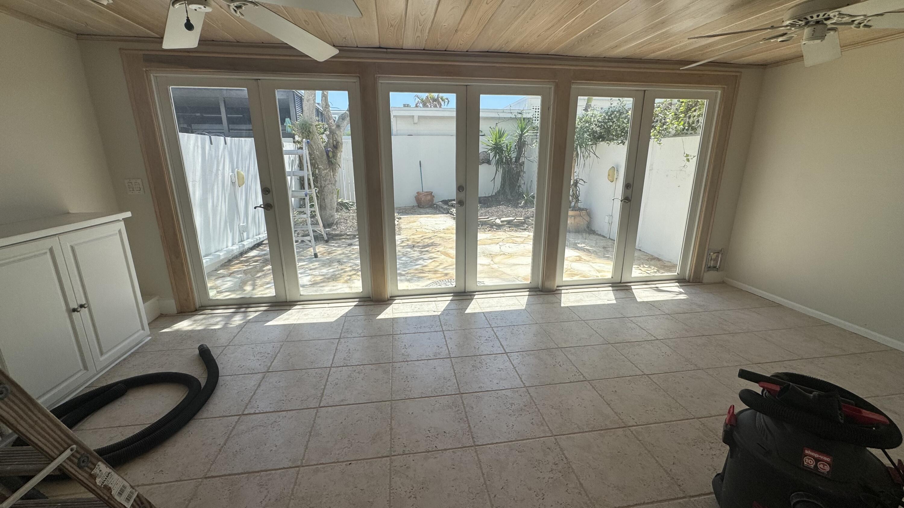 2704 Cardinal Drive