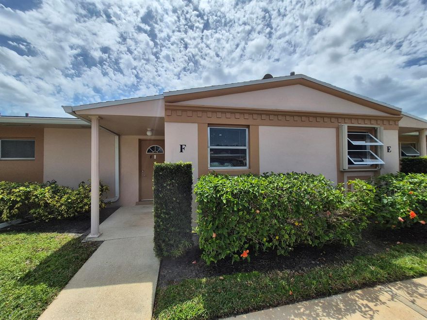 Charming 55+ 1BR/1BA villa in the Dudley community in  Cresthaven Villas.  This home features an inviting layout featuring a spacious living area, a functional kitchen and a relaxing Florida room perfect for lounging or entertaining. The bedroom provides a comfortable retreat with ample closet space. Recent upgrades include a newer roof (2022), electric panel (2024), and water heater (2023). The kitchen includes an electric range and refrigerator. Enjoy resort-style amenities: pool, clubhouse, fitness center, game room, library, shuffle board and a workshop. Located near shopping, dining, I-95, and the FL Turnpike—just minutes to PBI Airport, downtown West Palm Beach, and beautiful beaches. Make this gem your home. Schedule a private tour today!