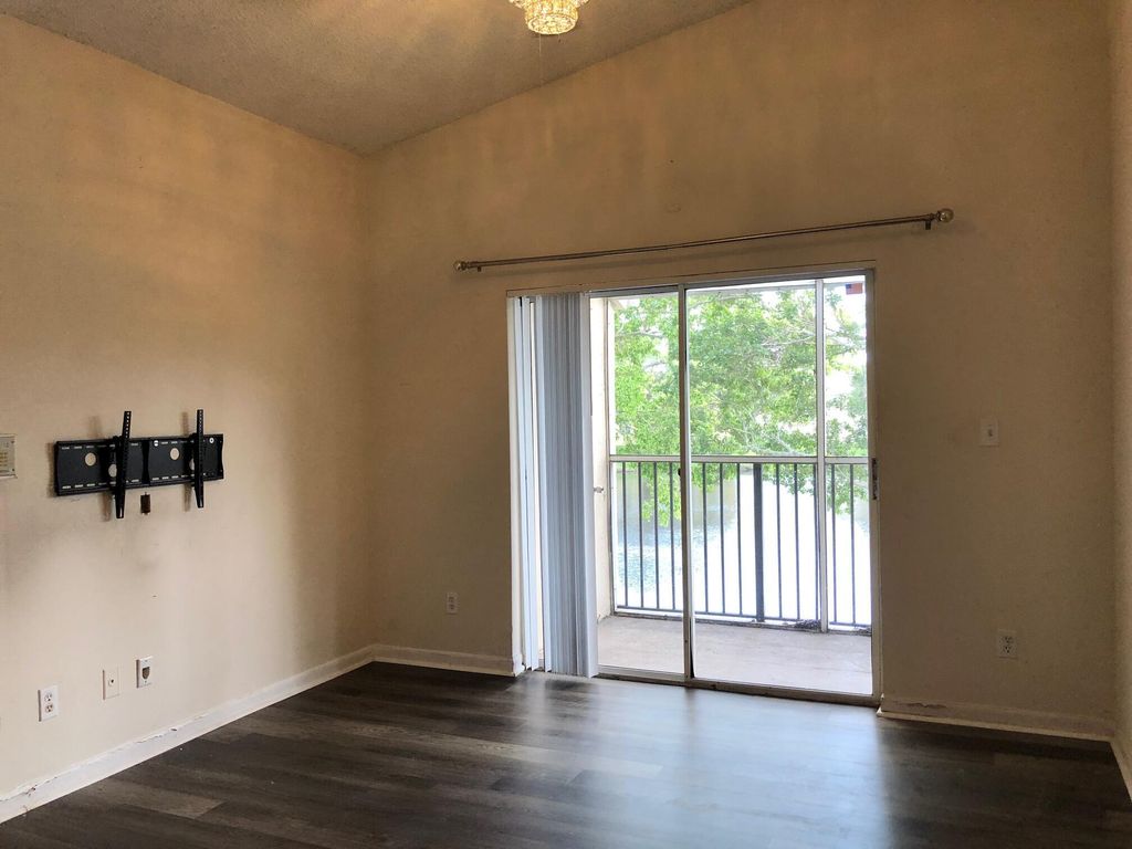 Photo of 720 Cypress Lane #K, Deerfield Beach, FL 33064 (MLS # R11090412)