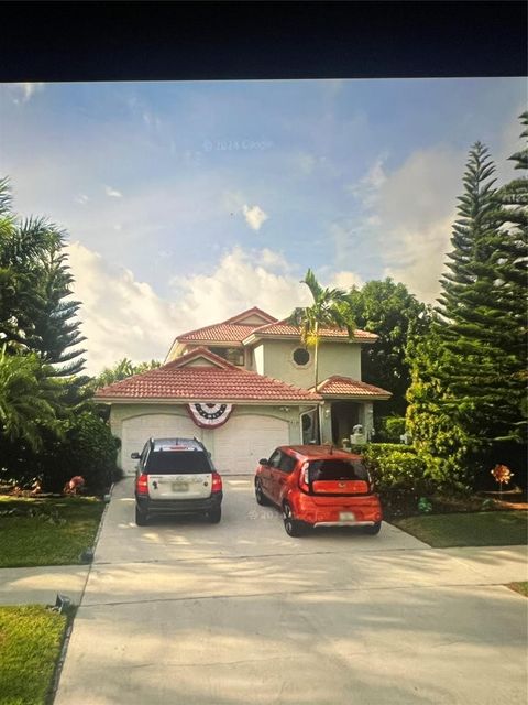 A home in Deerfield Beach