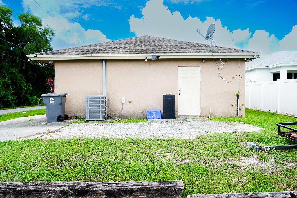 18290 Limestone Creek Road