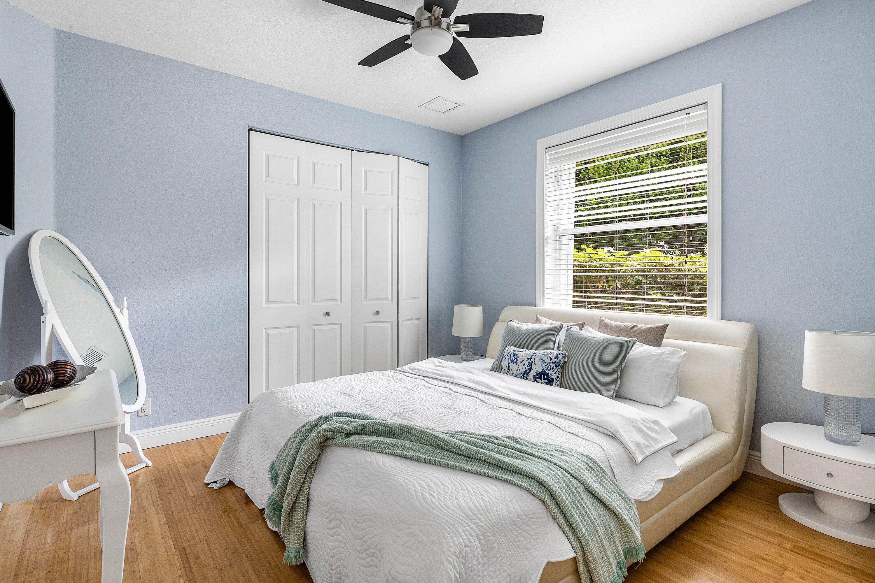 ISLES AT WELLINGTON 6 - Residential Lease