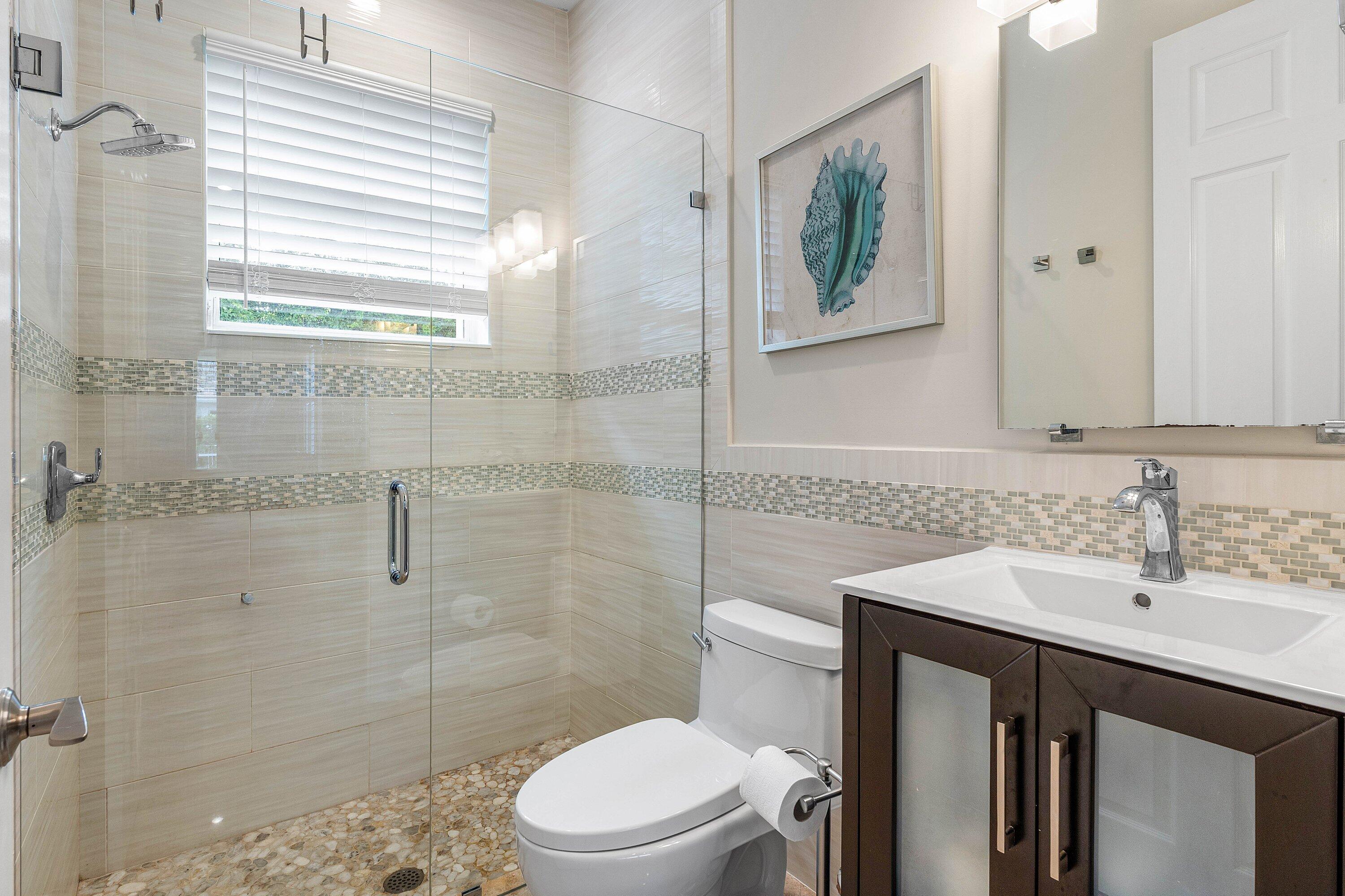 ISLES AT WELLINGTON 6 - Residential Lease