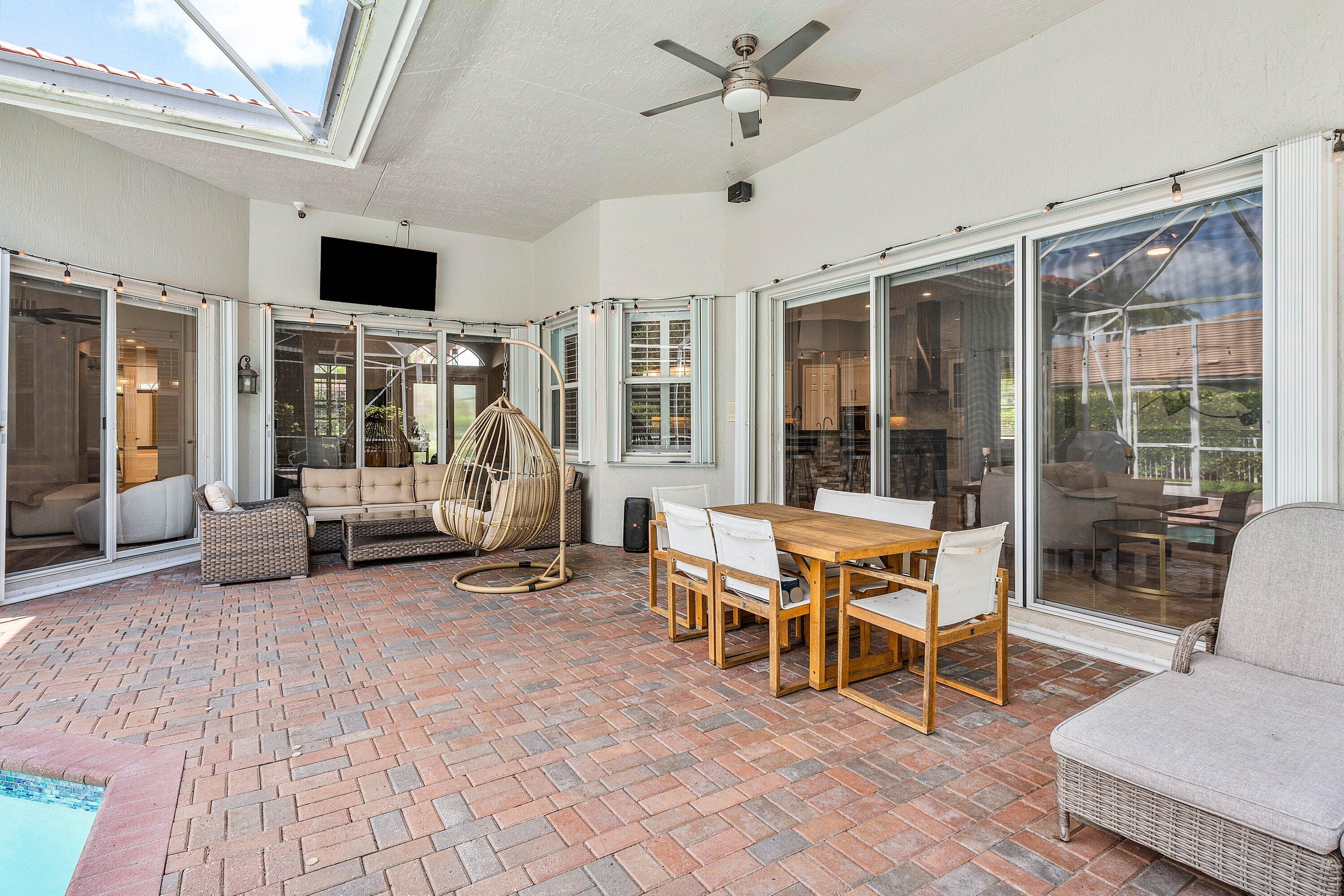 ISLES AT WELLINGTON 6 - Residential Lease