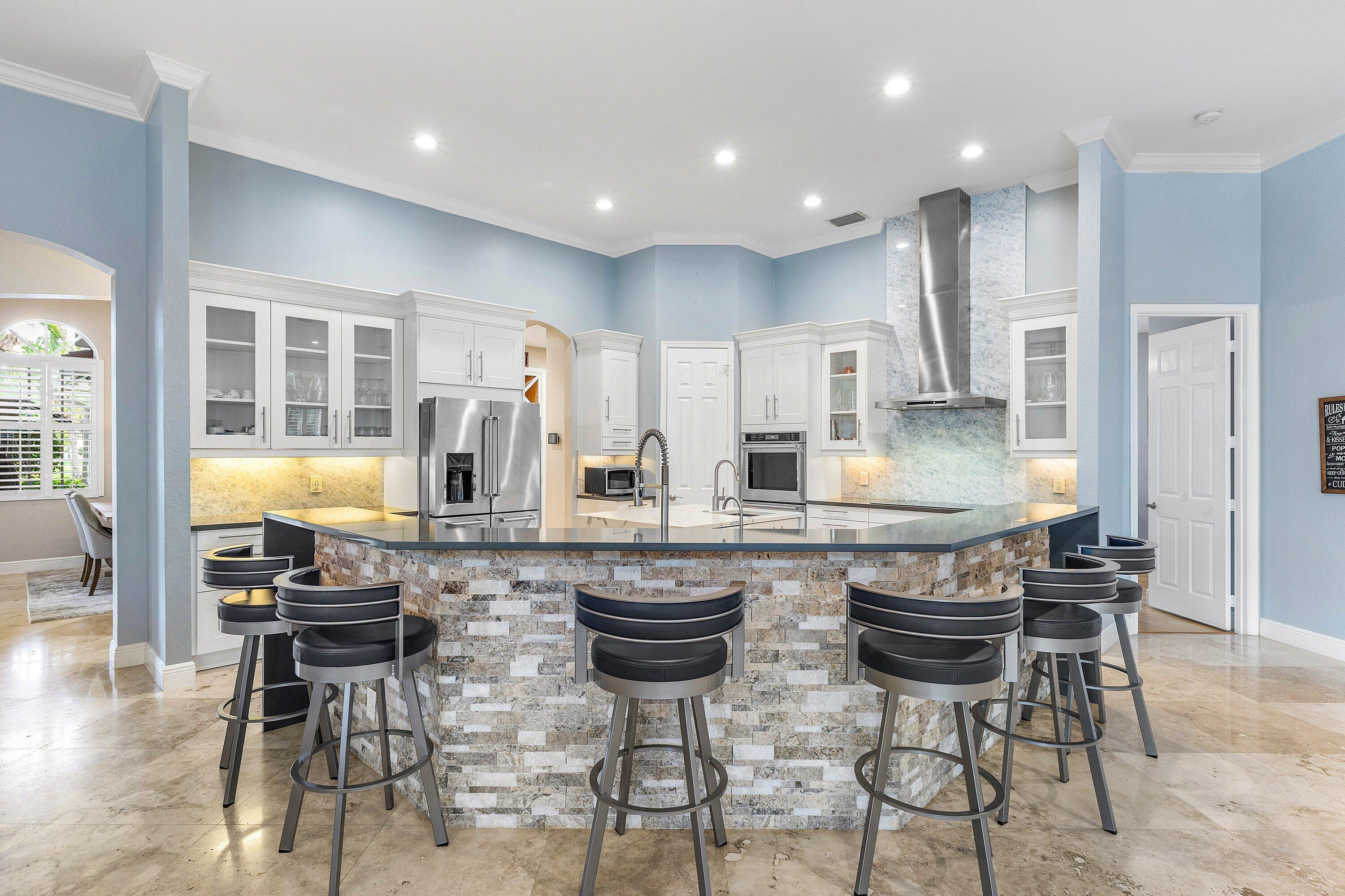 ISLES AT WELLINGTON 6 - Residential Lease