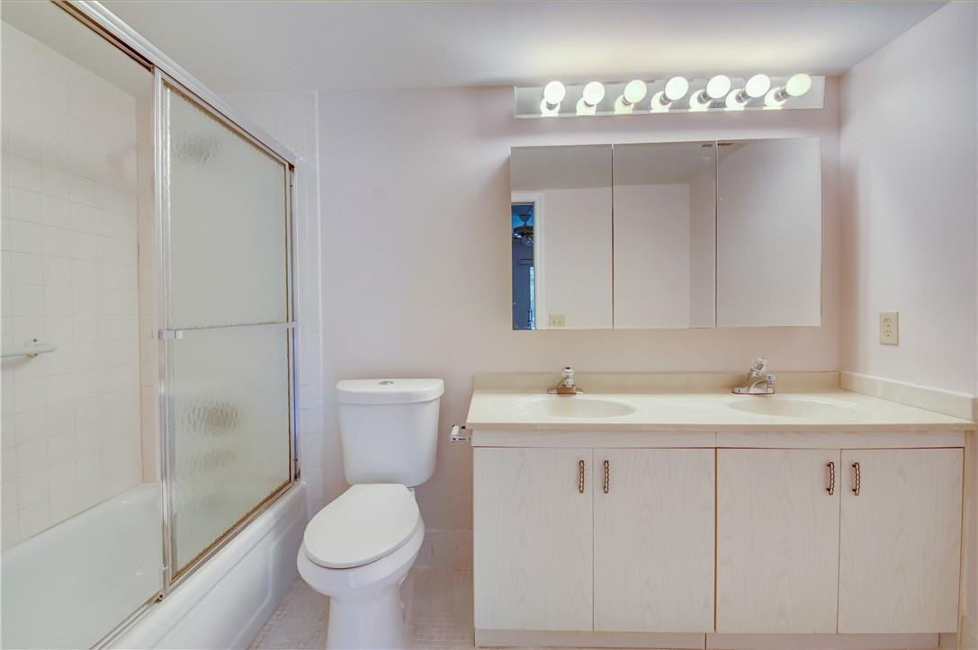 WYNMOOR VILLAGE - Residential