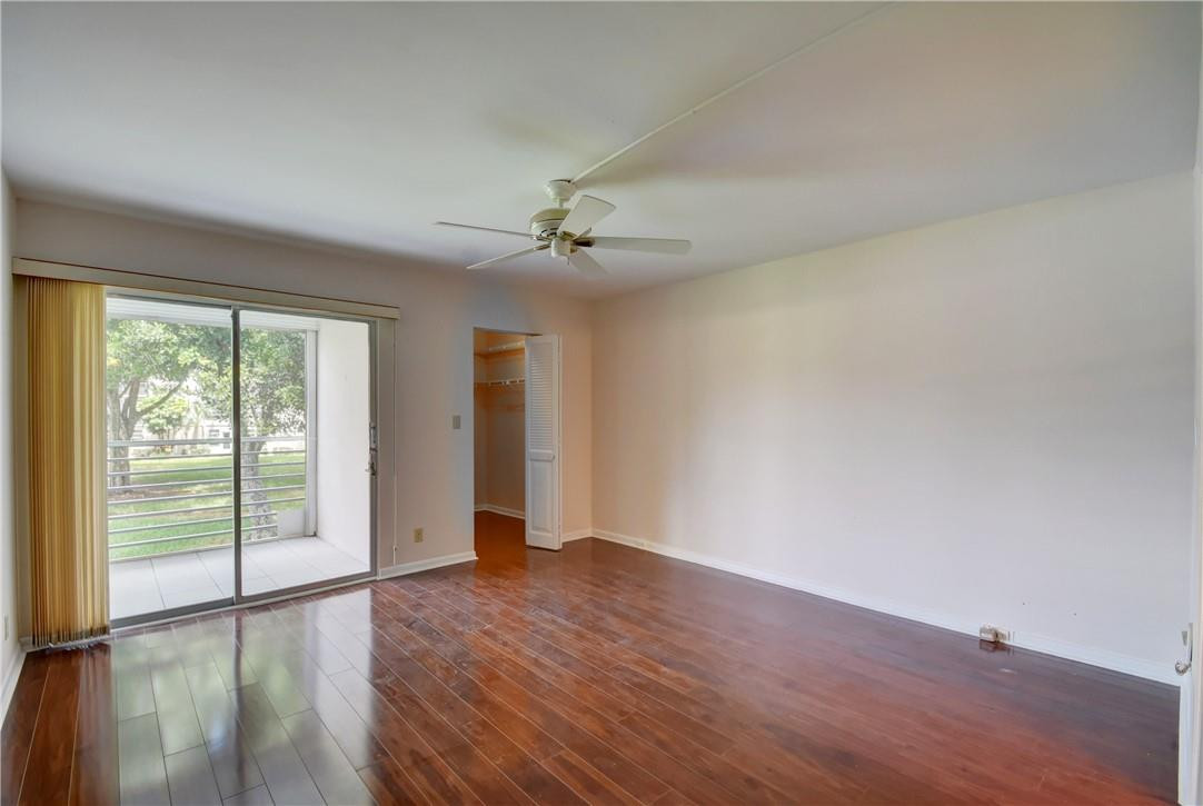 WYNMOOR VILLAGE - Residential