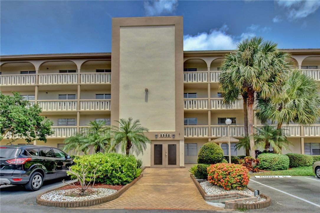 WYNMOOR VILLAGE - Residential