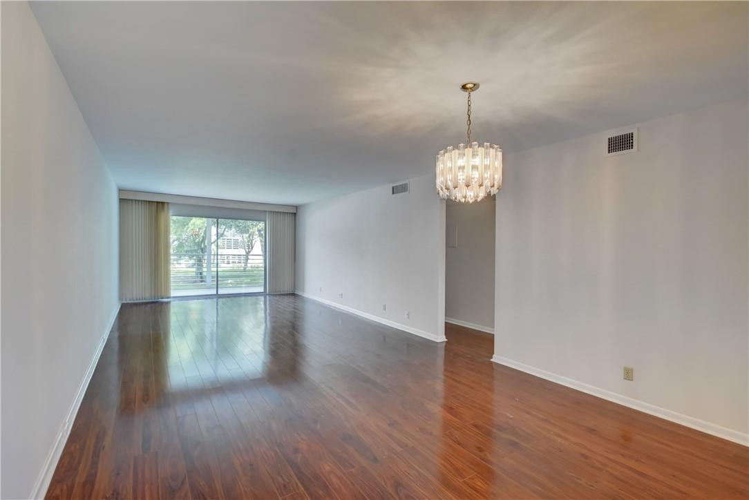 WYNMOOR VILLAGE - Residential