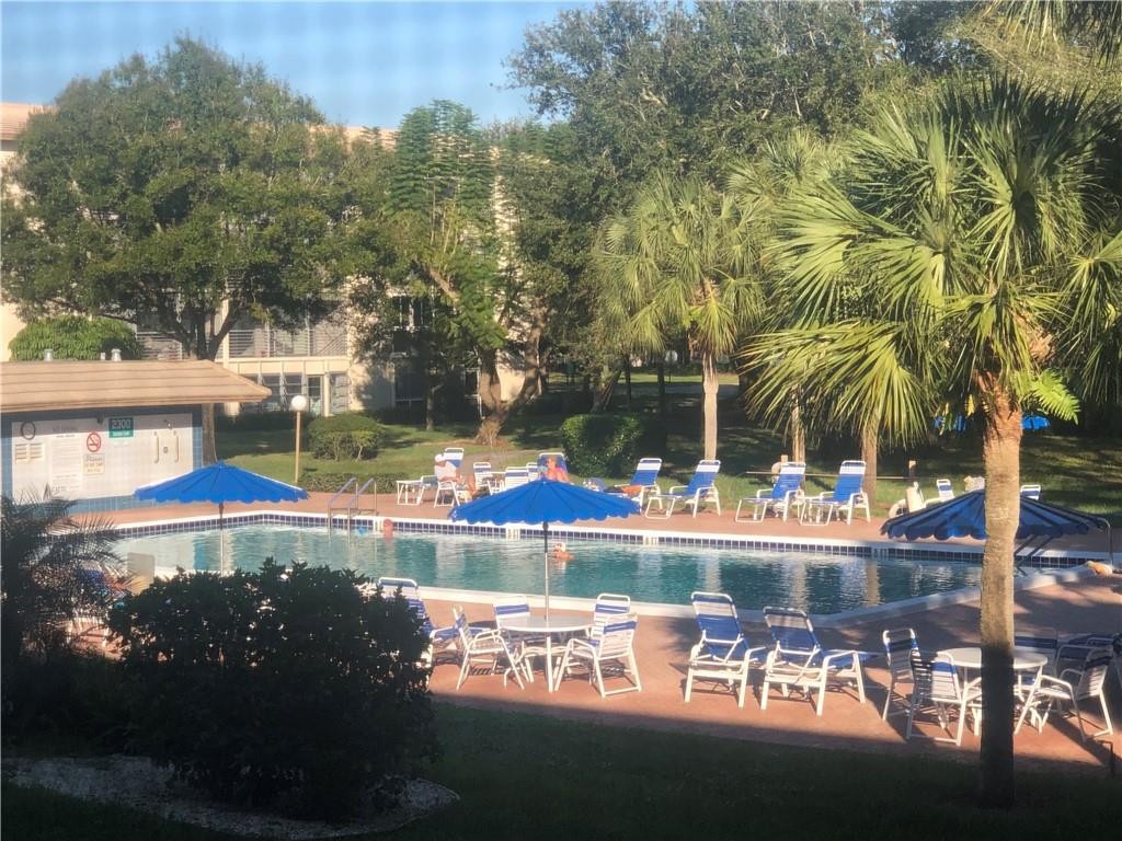 WYNMOOR VILLAGE - Residential