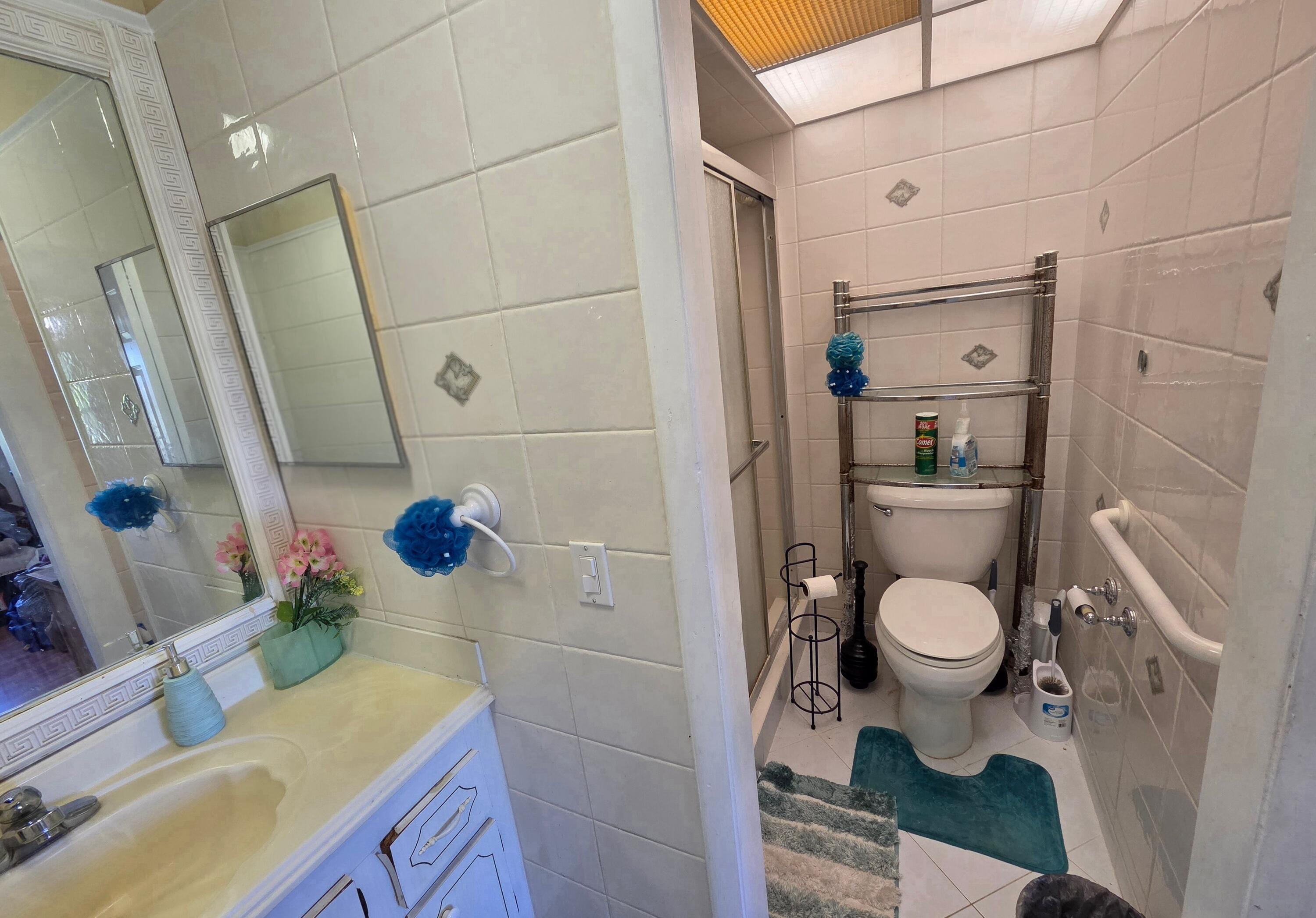 SUNRISE LAKES 135 CONDO - Residential