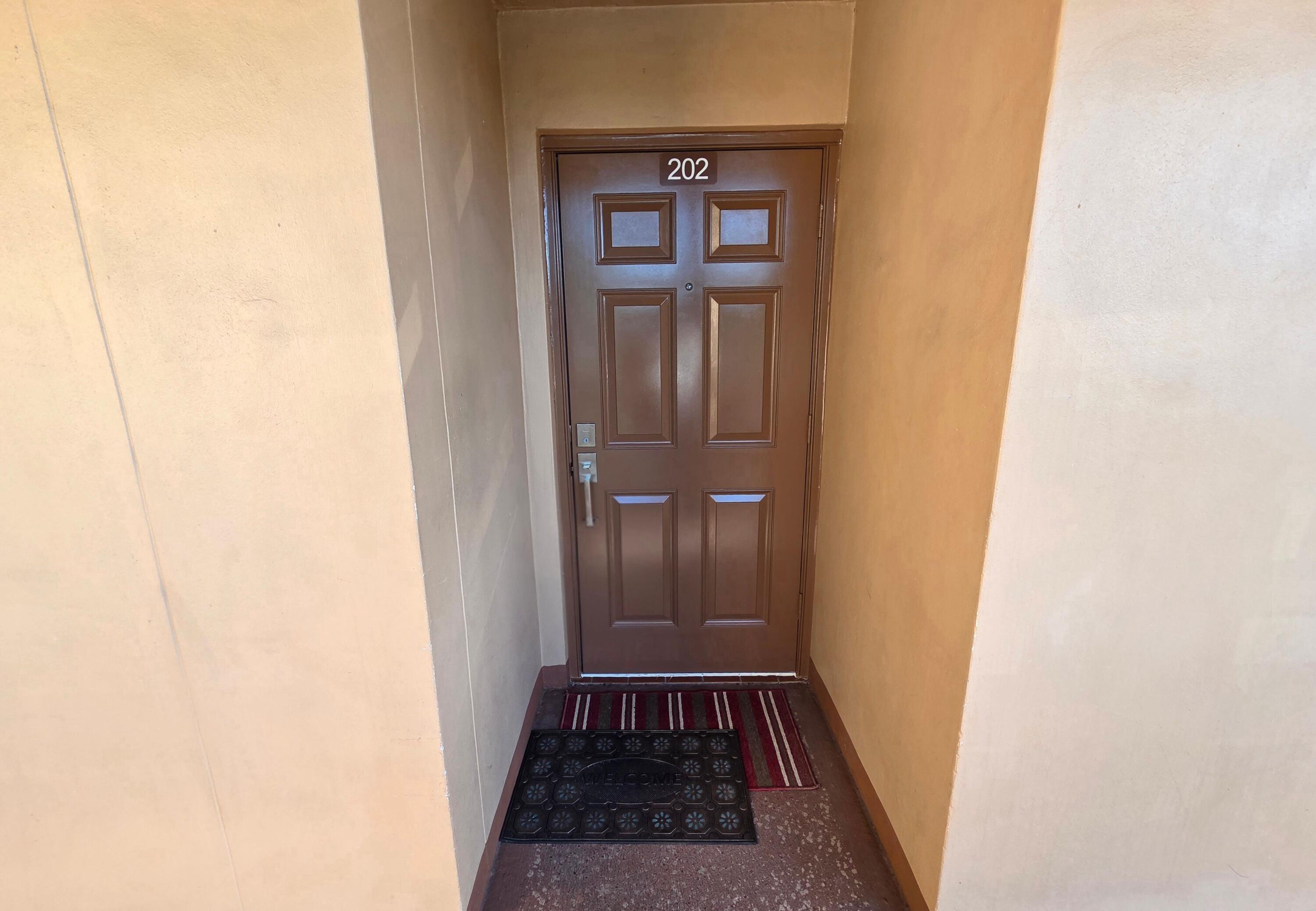 SUNRISE LAKES 135 CONDO - Residential