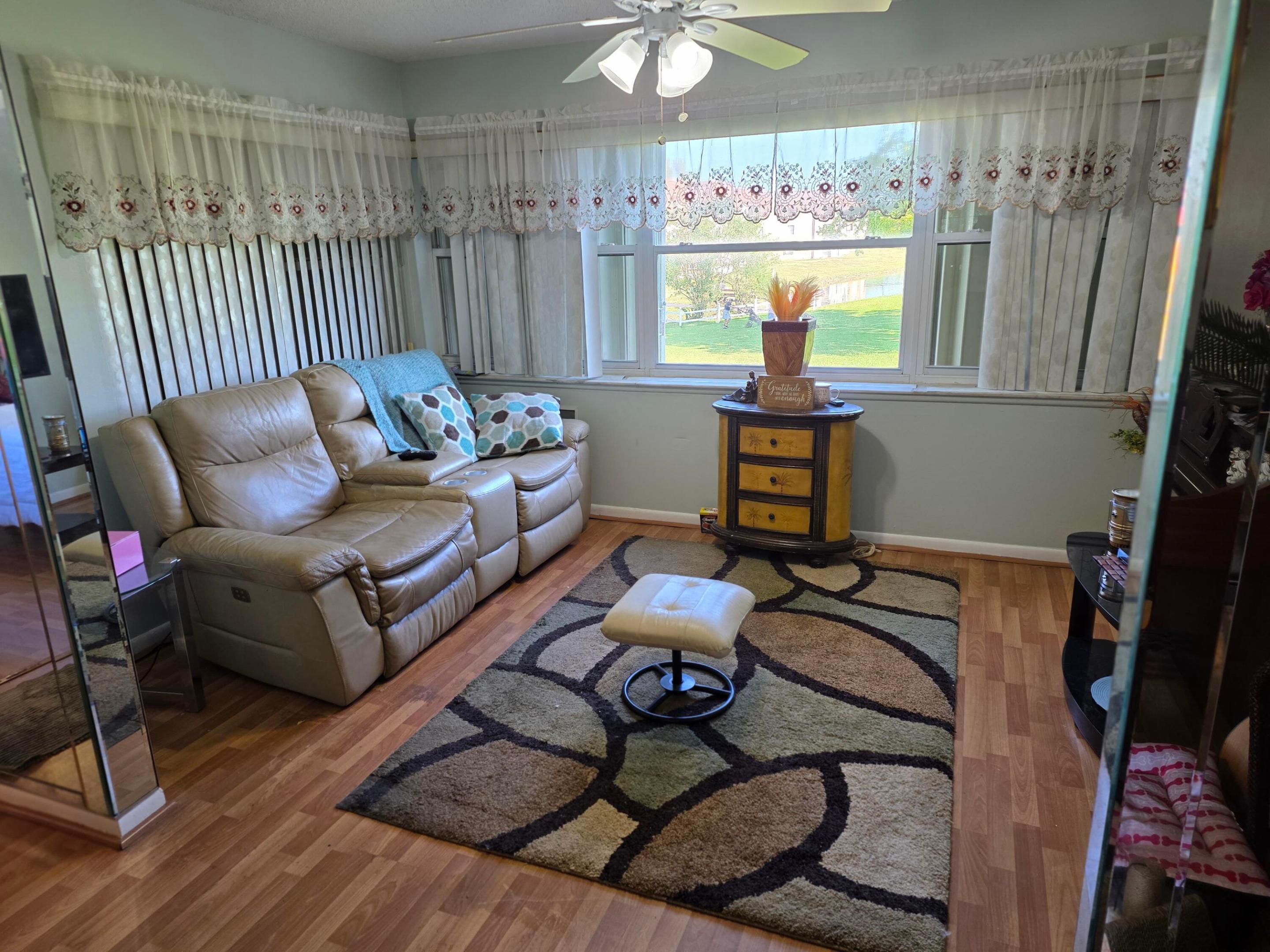 SUNRISE LAKES 135 CONDO - Residential