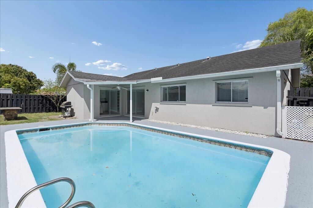 Photo of 2324 NW 98th Terrace, Coral Springs, FL 33065 (MLS # B26008021)
