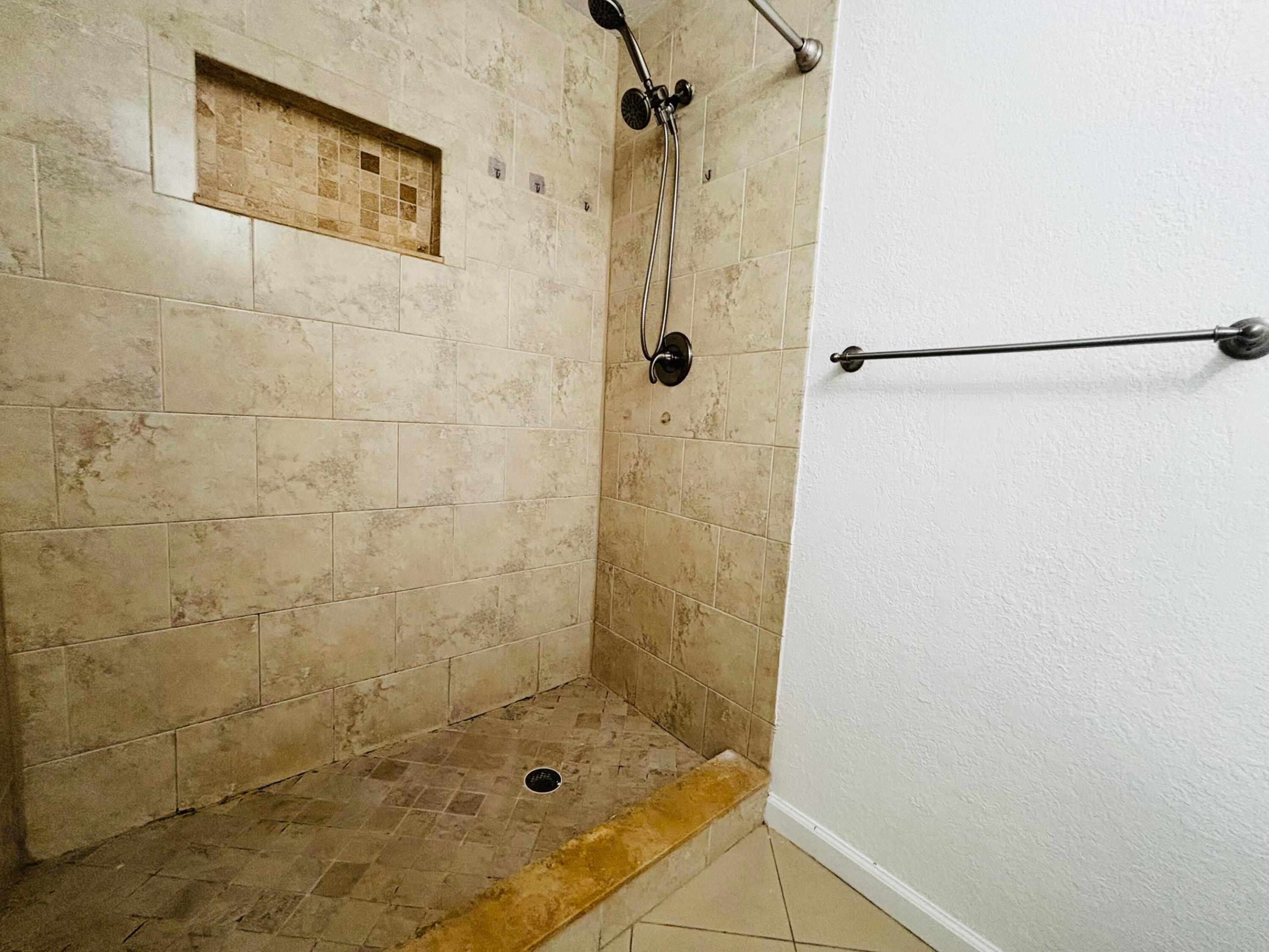 Royal Palm Pointe - Residential Lease