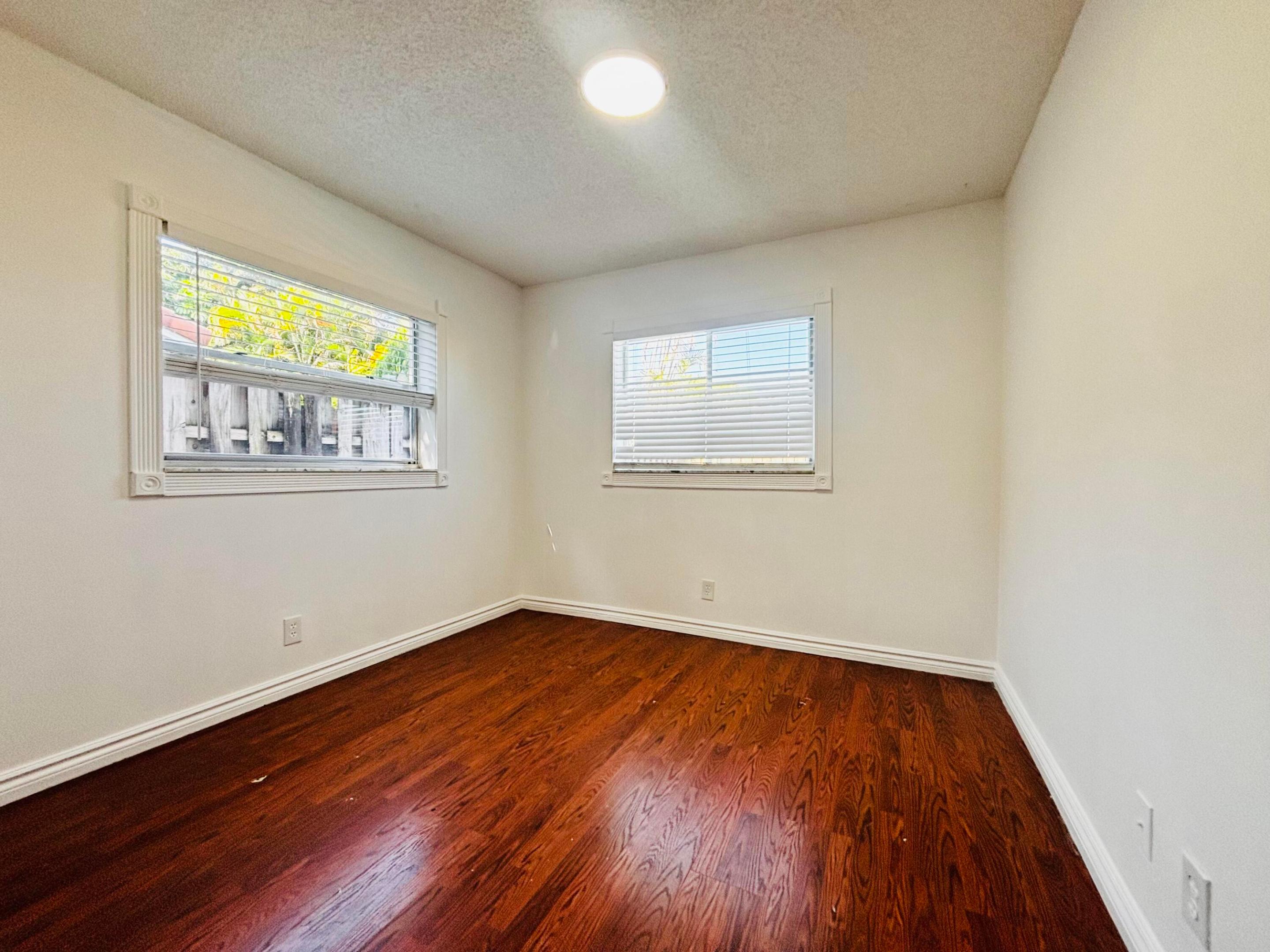 Royal Palm Pointe - Residential Lease