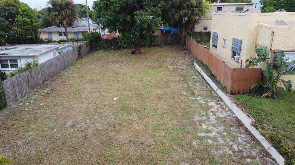 Water and Electric available; No survey available; Drive by; 50x100 approx size