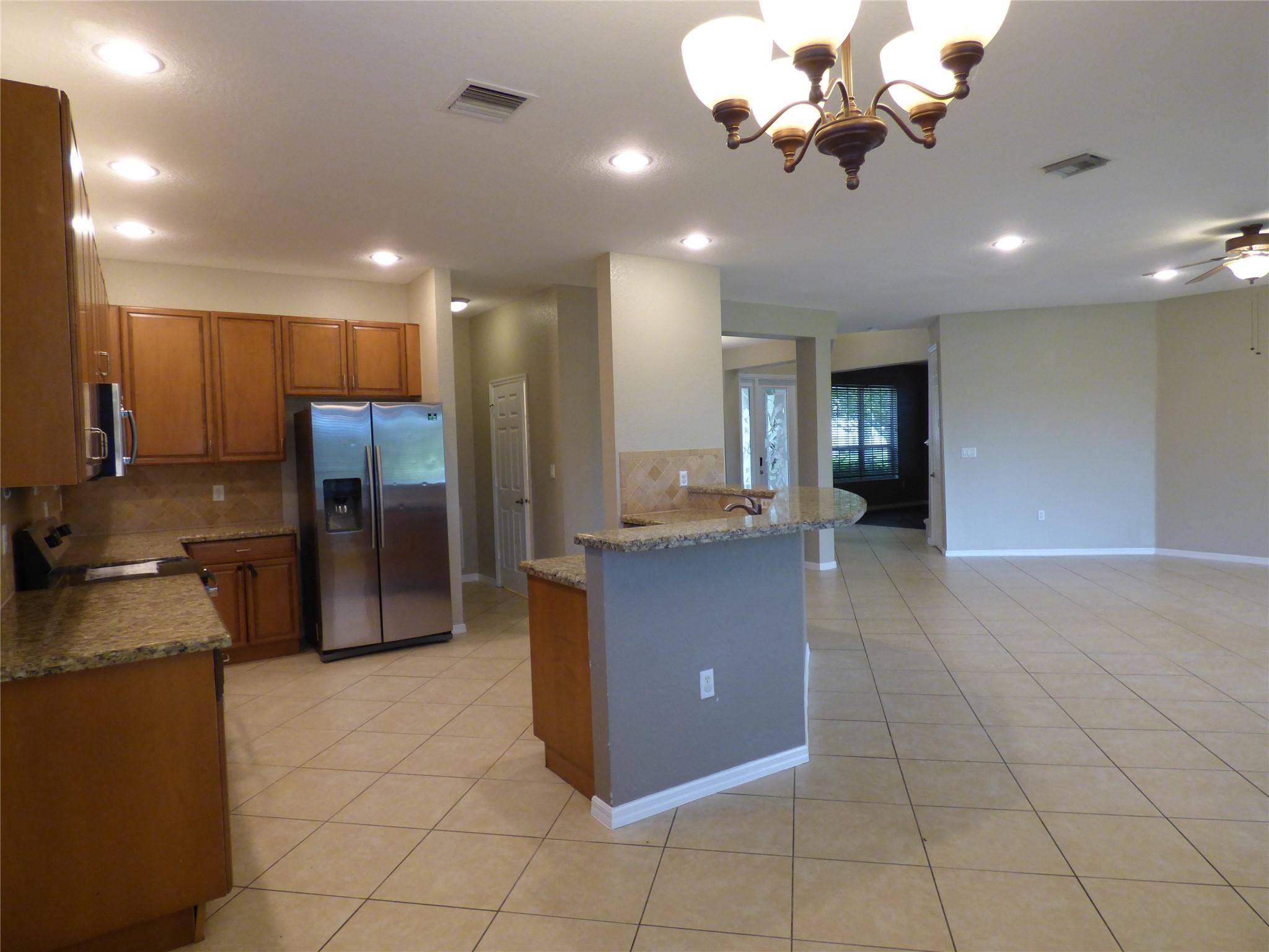 RESERVE AT HUNTINGTON - Residential Lease