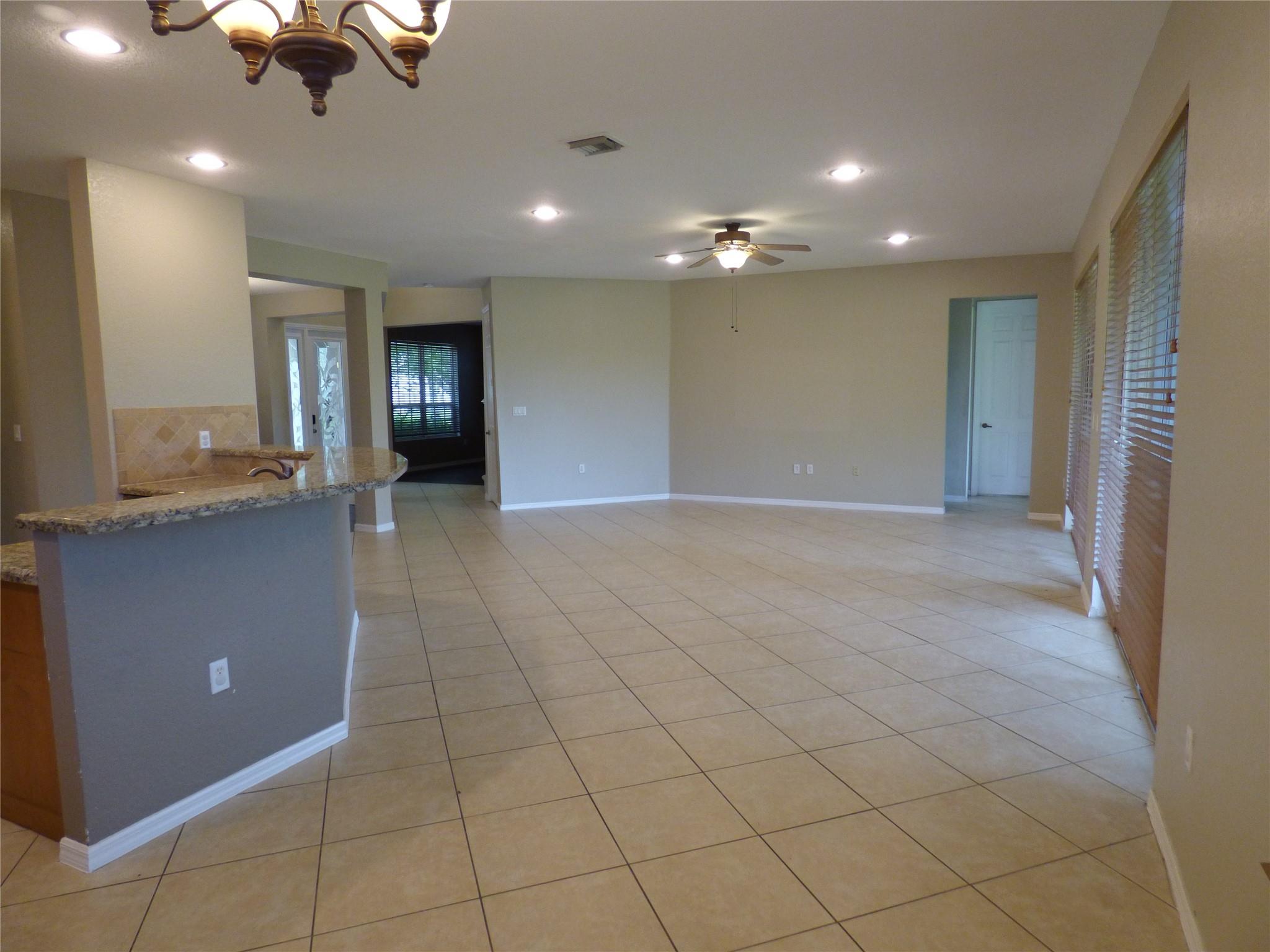 RESERVE AT HUNTINGTON - Residential Lease