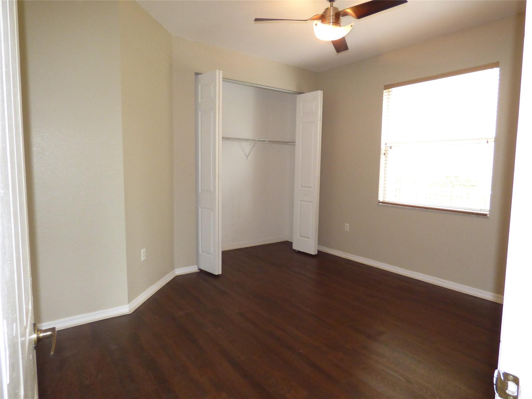 RESERVE AT HUNTINGTON - Residential Lease