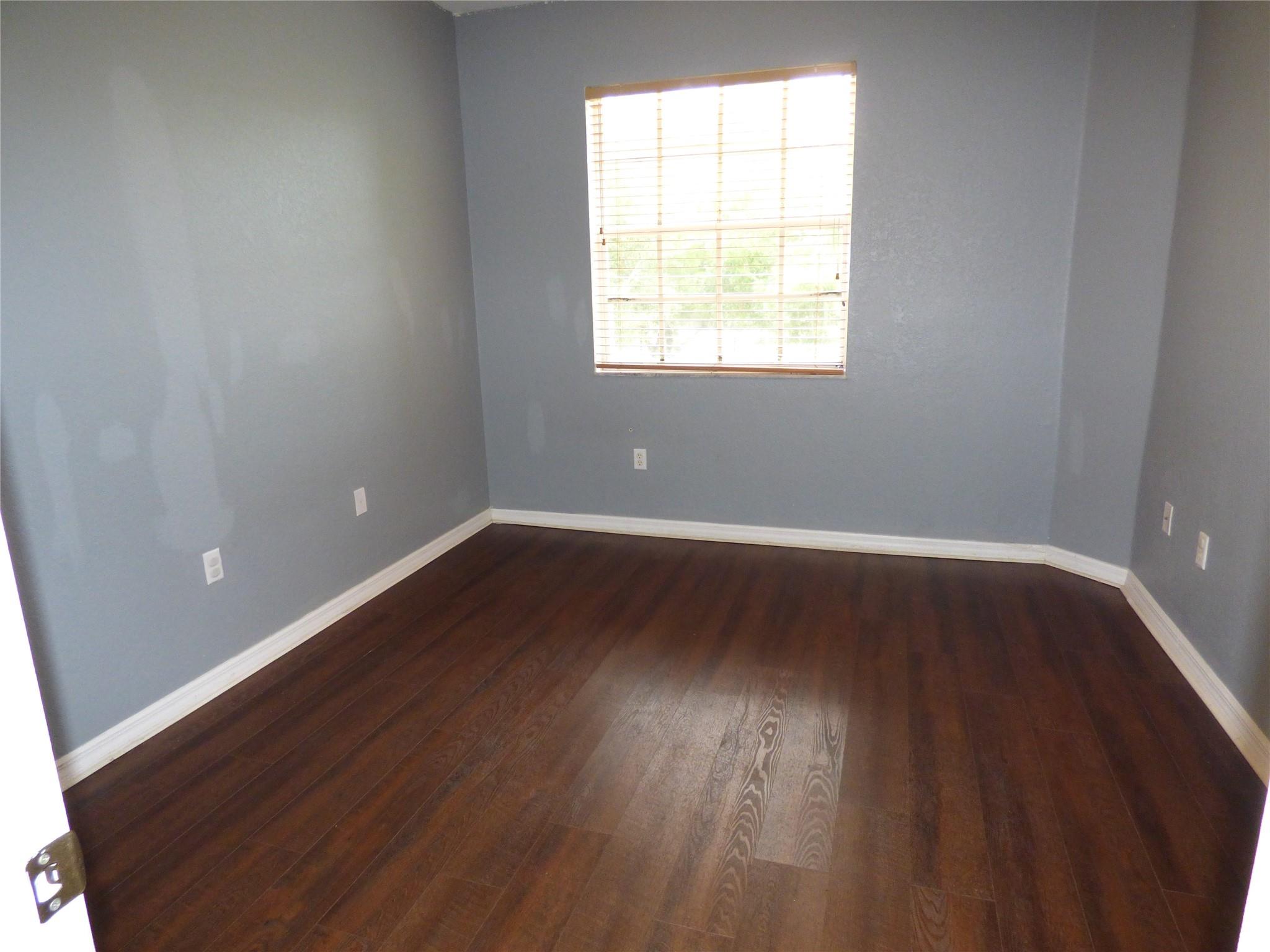 RESERVE AT HUNTINGTON - Residential Lease