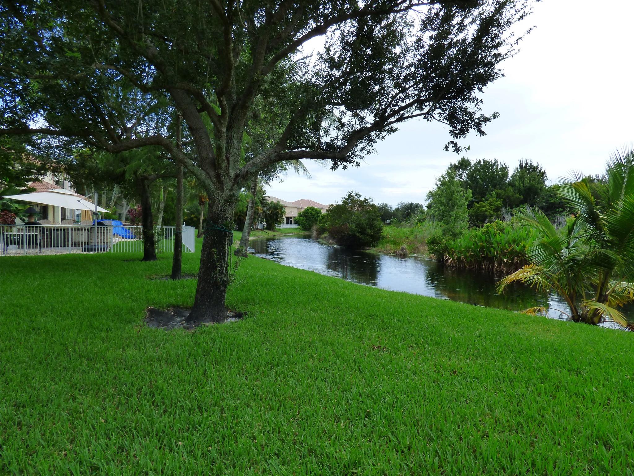 RESERVE AT HUNTINGTON - Residential Lease