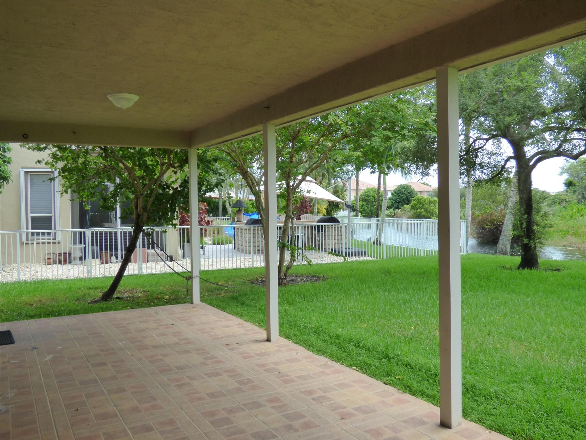 RESERVE AT HUNTINGTON - Residential Lease