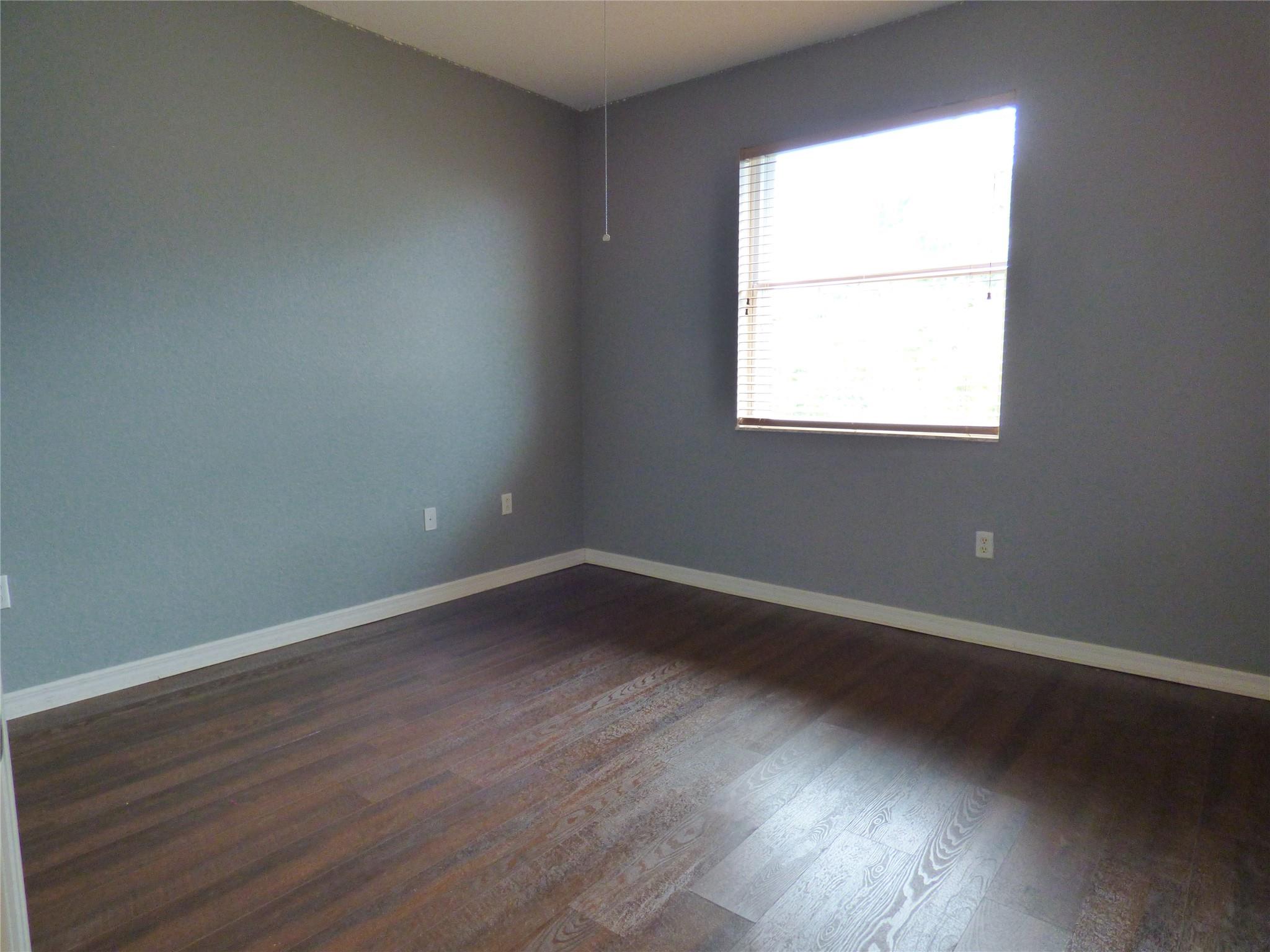 RESERVE AT HUNTINGTON - Residential Lease