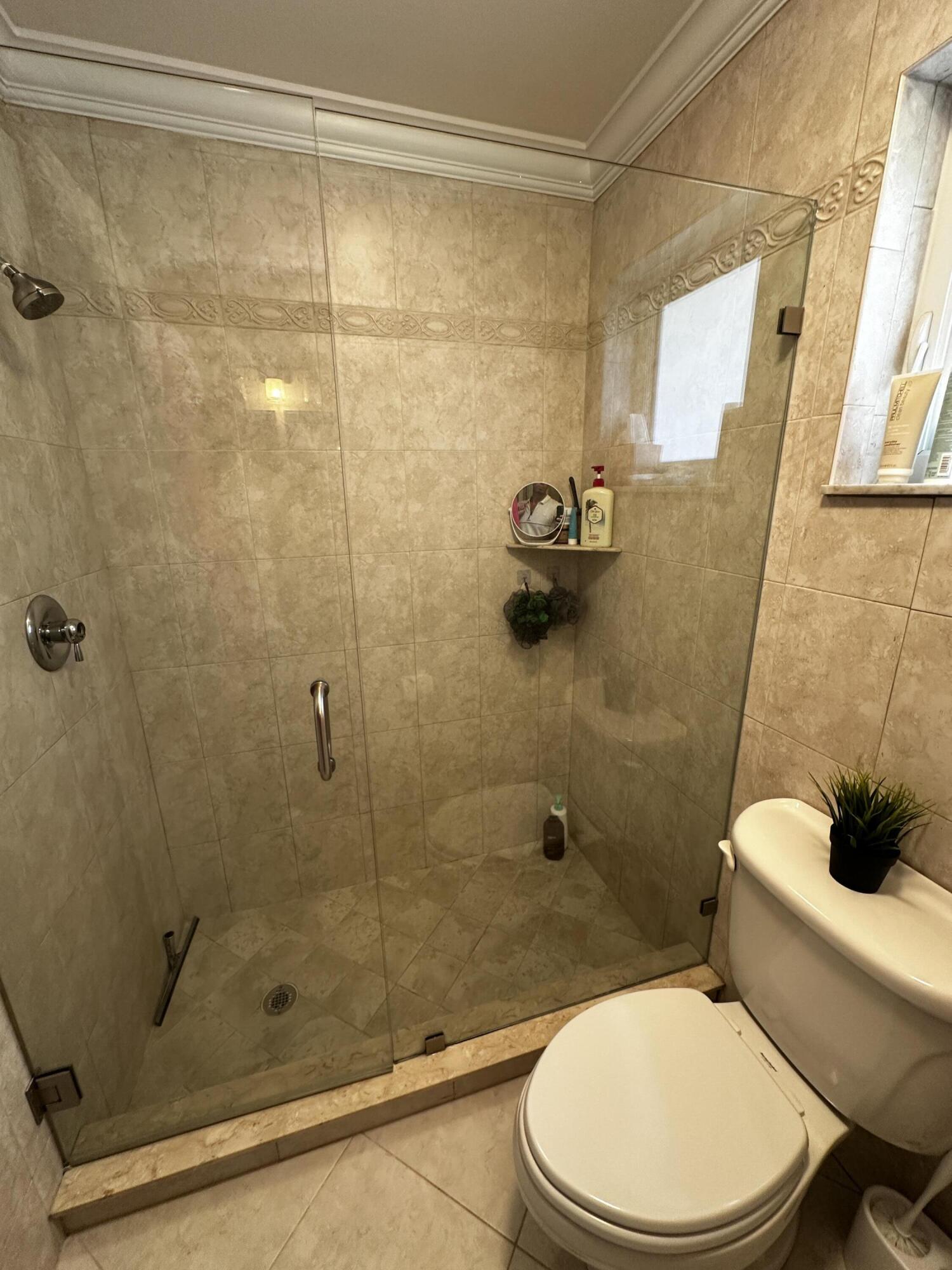 TERRA TRANQUILA - Residential Lease