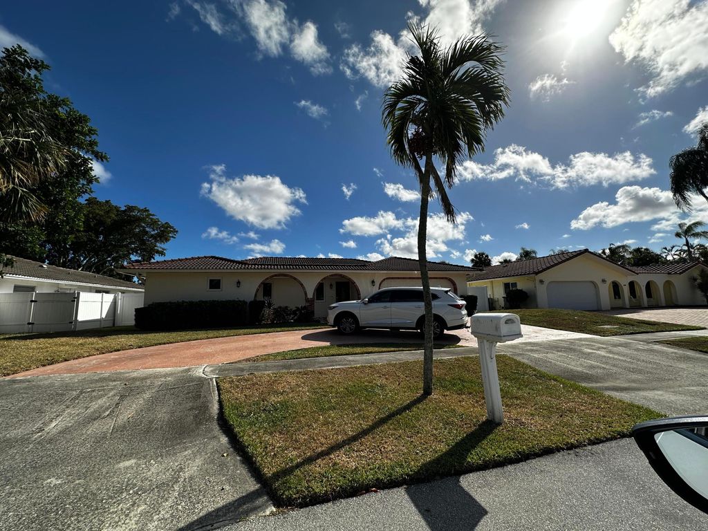 Photo of 6860 S Calle Del Paz S, Boca Raton, FL 33433 (MLS # B26018224)