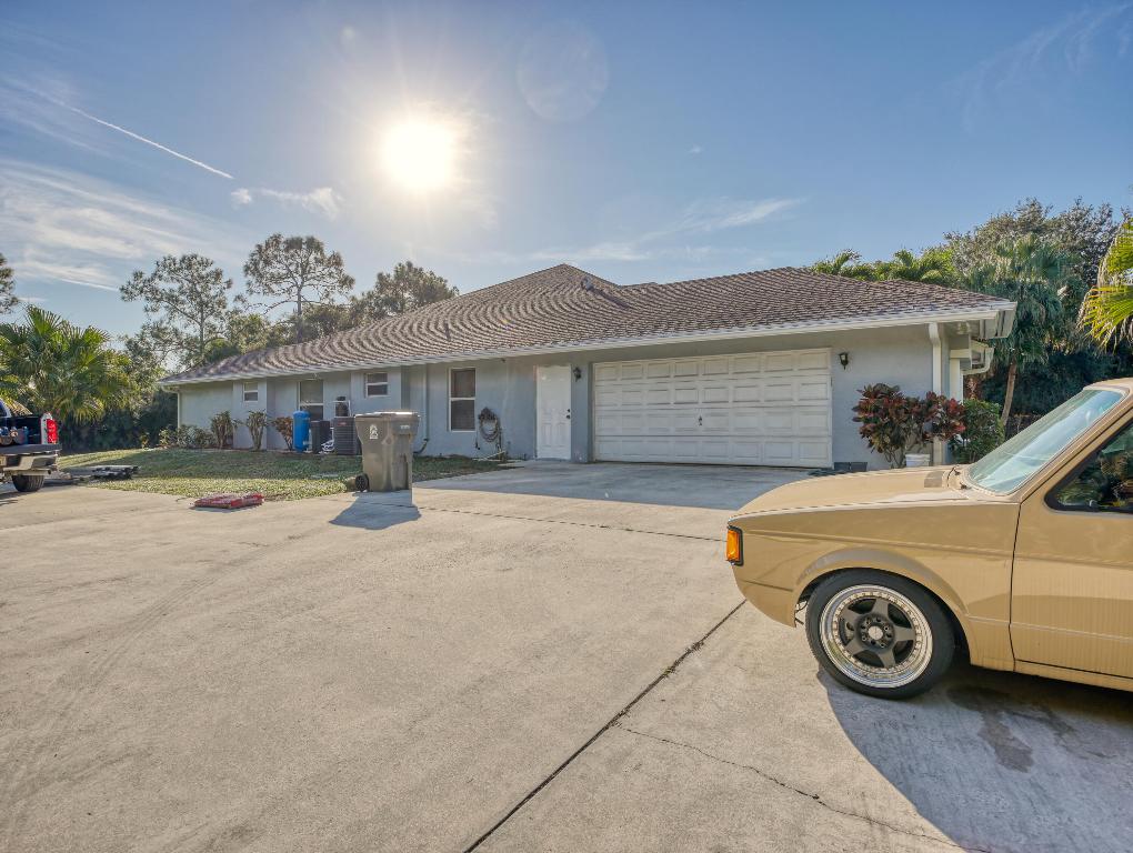 Acreage / Royal Palm Beach - Residential