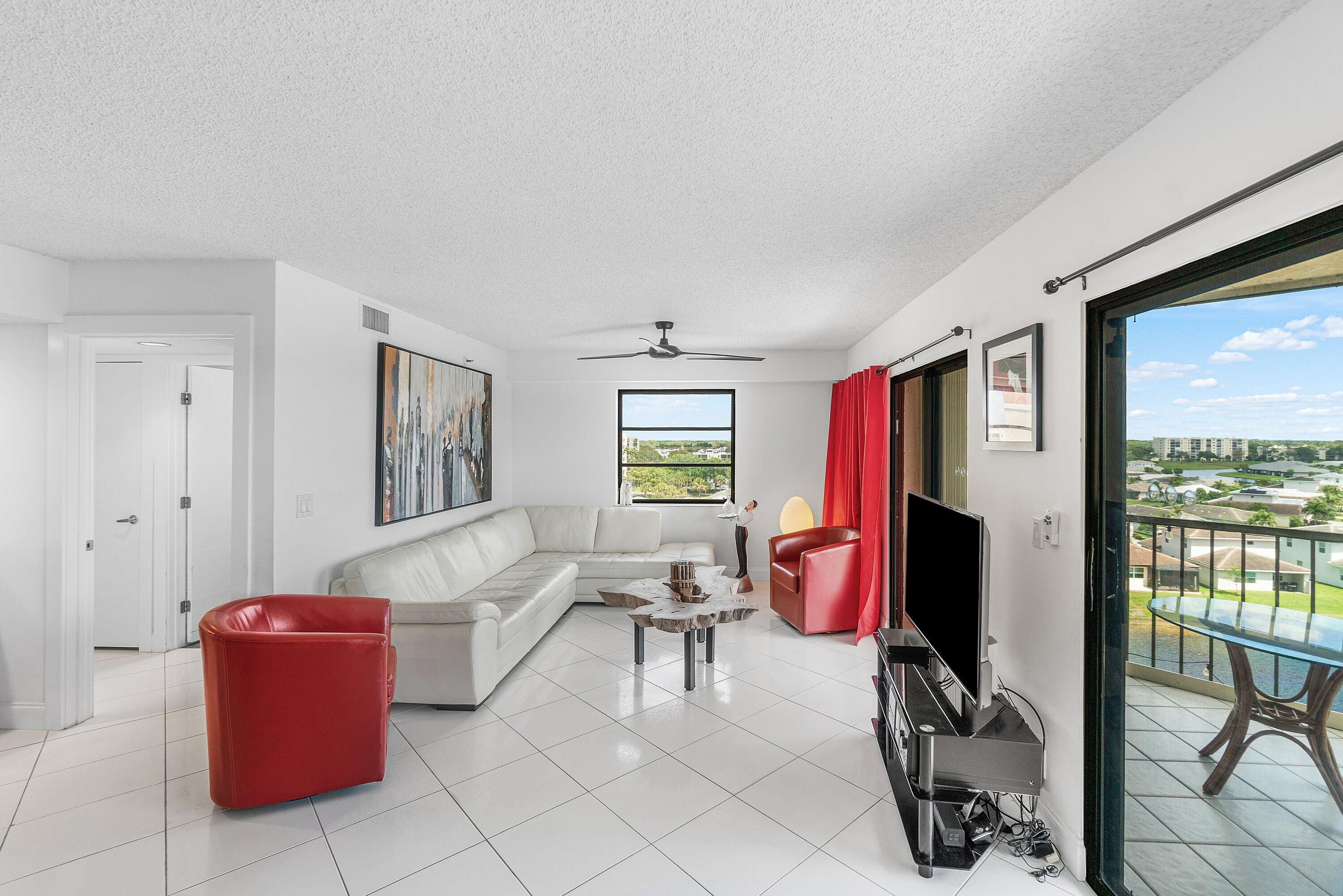 HUNTINGTON TOWERS CONDO - Residential